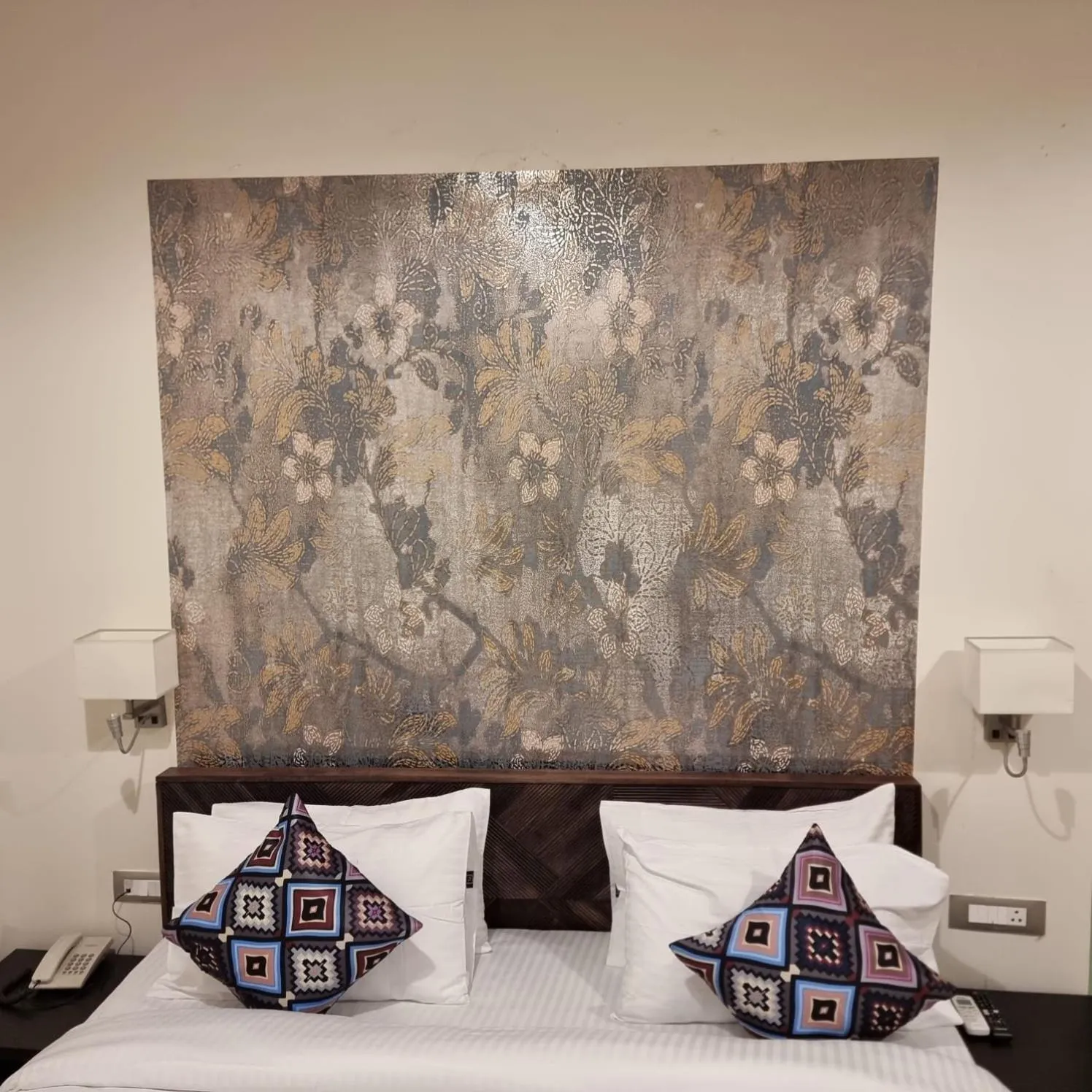 Bed in The Jais Boutique Stay