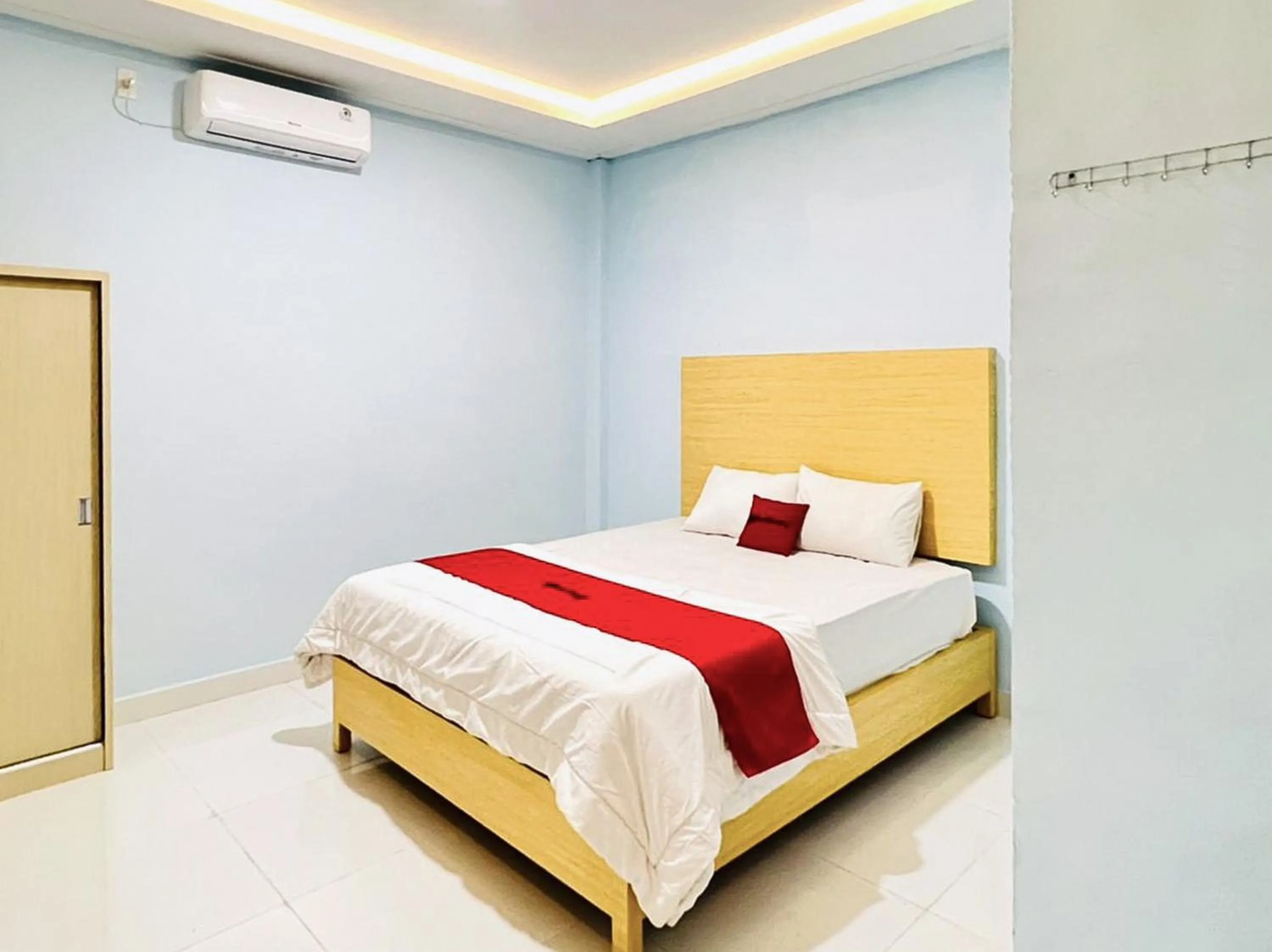 RedDoorz @ Jalan Lintas Pematangsiantar