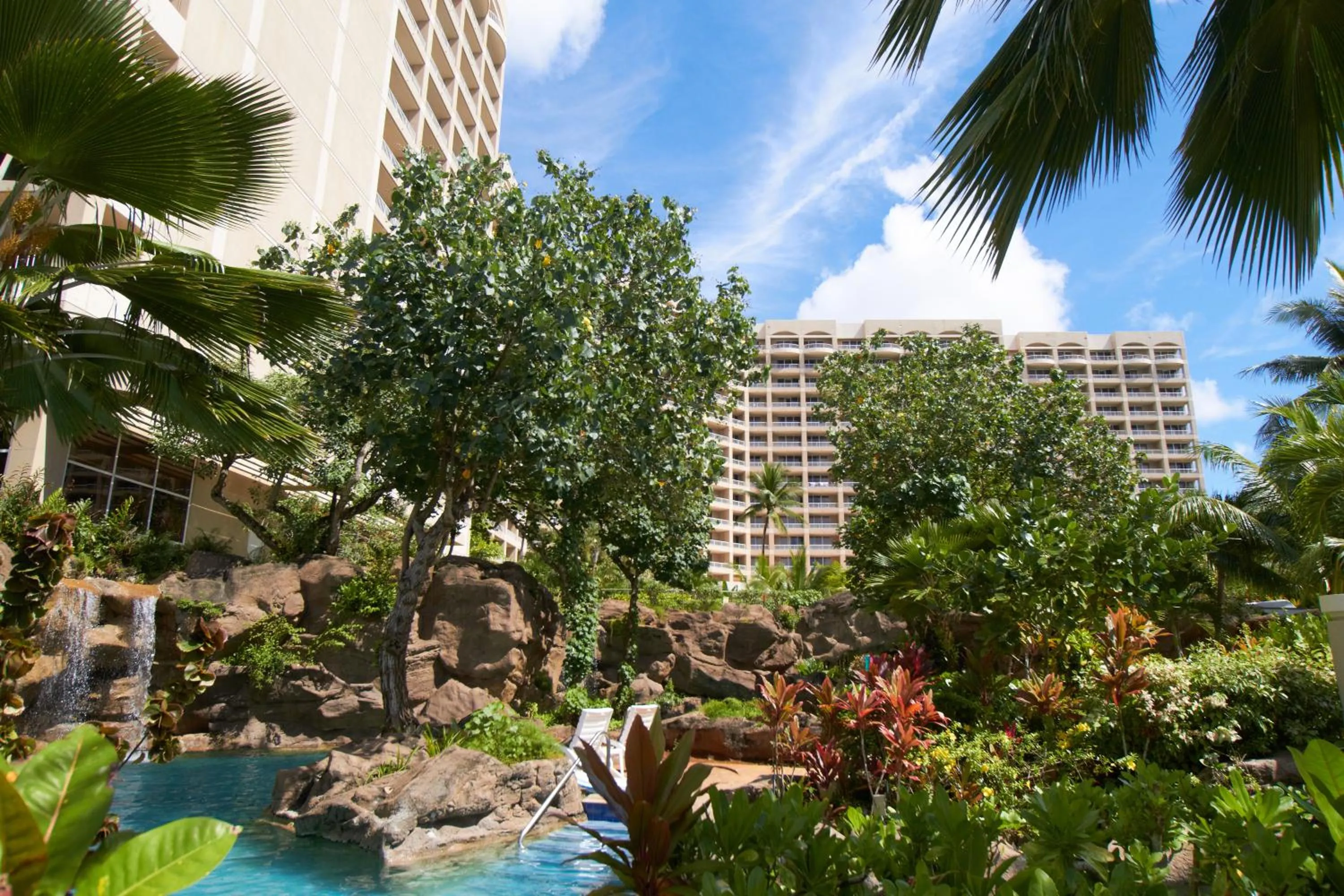 Swimming pool in Hyatt Regency Guam