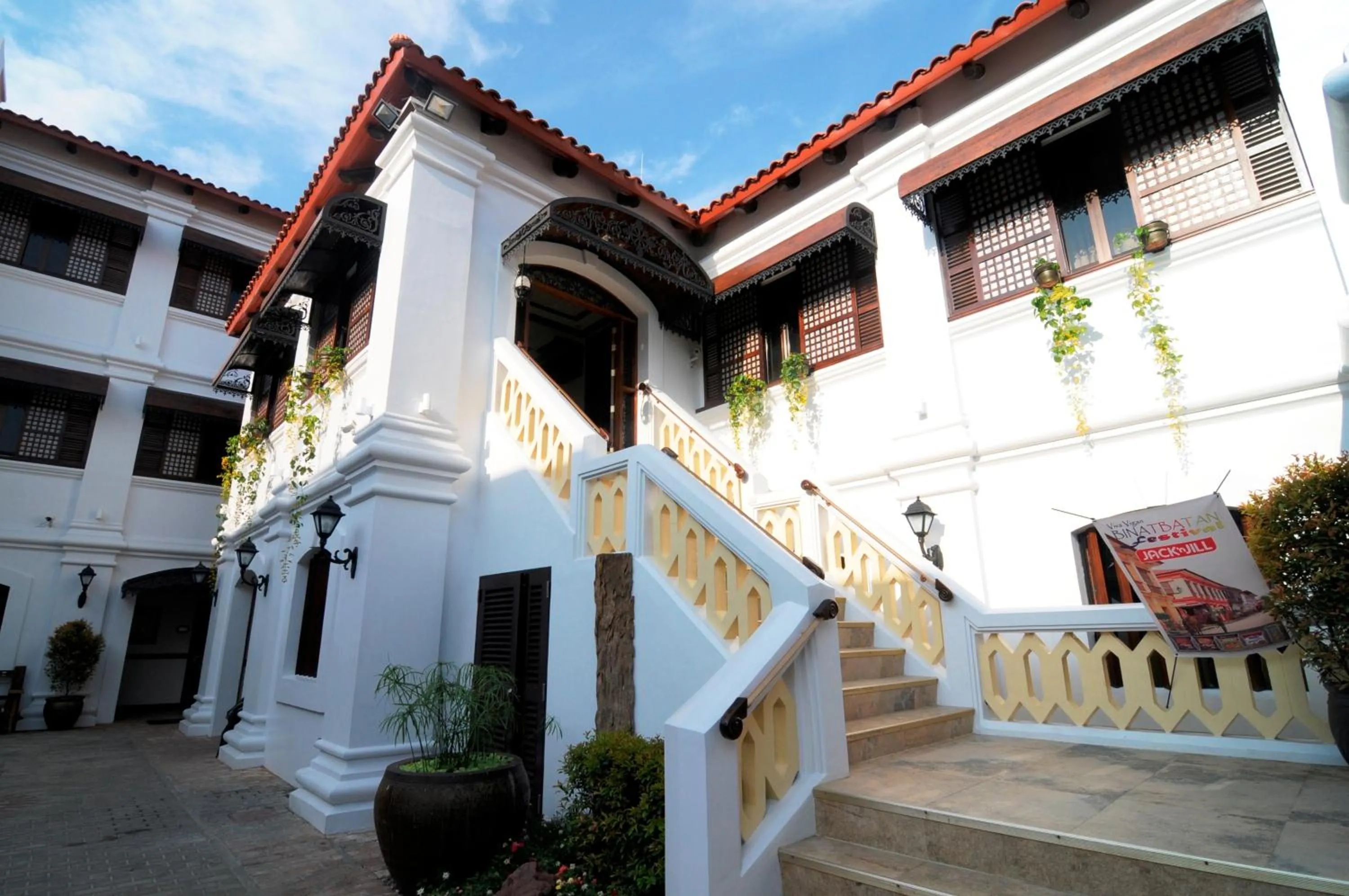 Facade/entrance in Hotel Veneto De Vigan