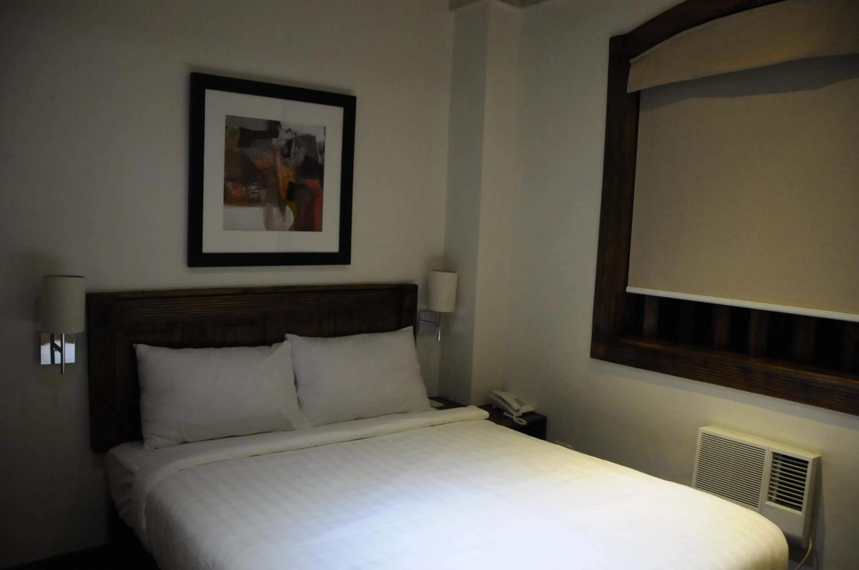 Photo of the whole room, Bed in Hotel Veneto De Vigan