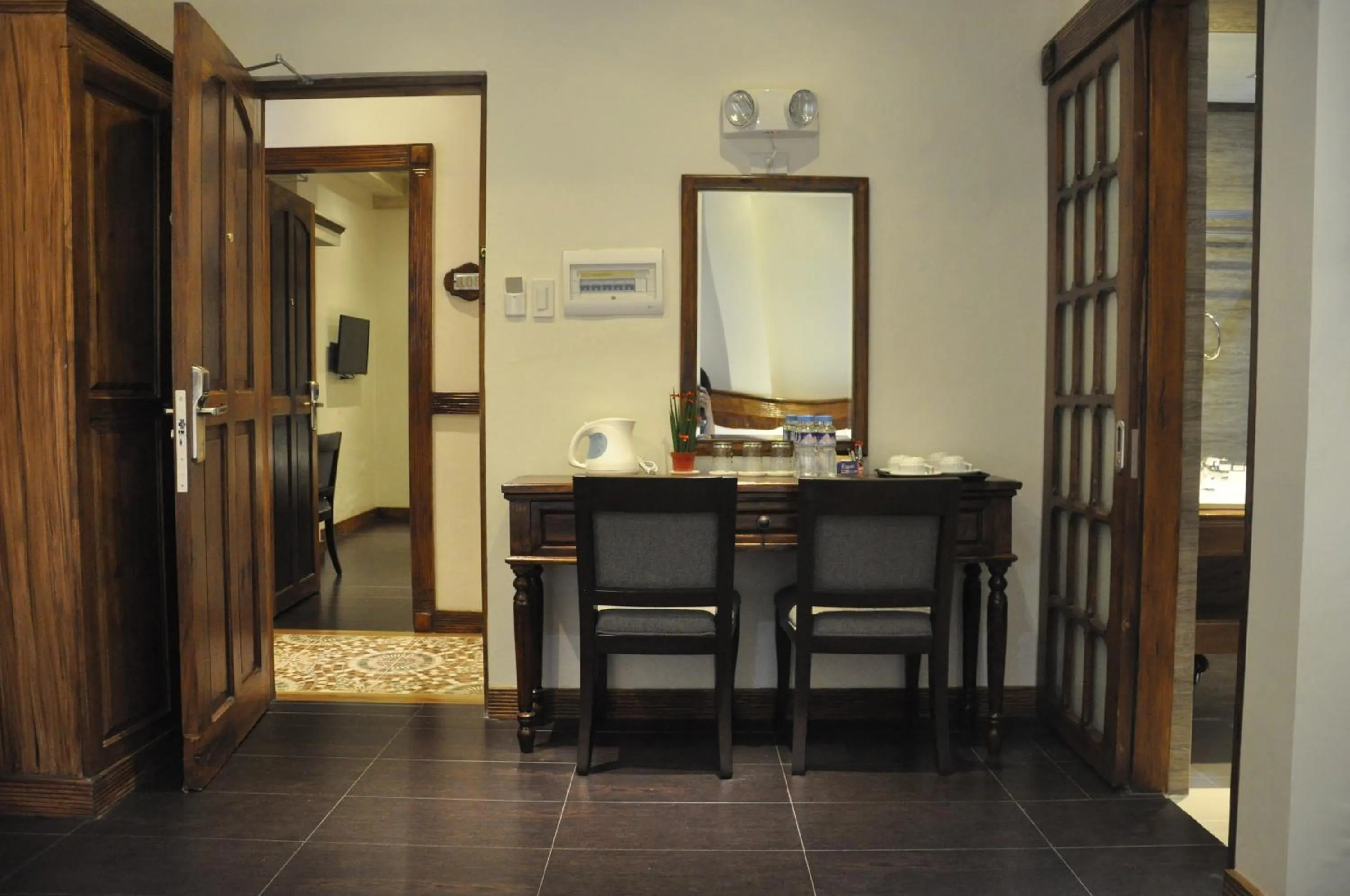 Decorative detail in Hotel Veneto De Vigan