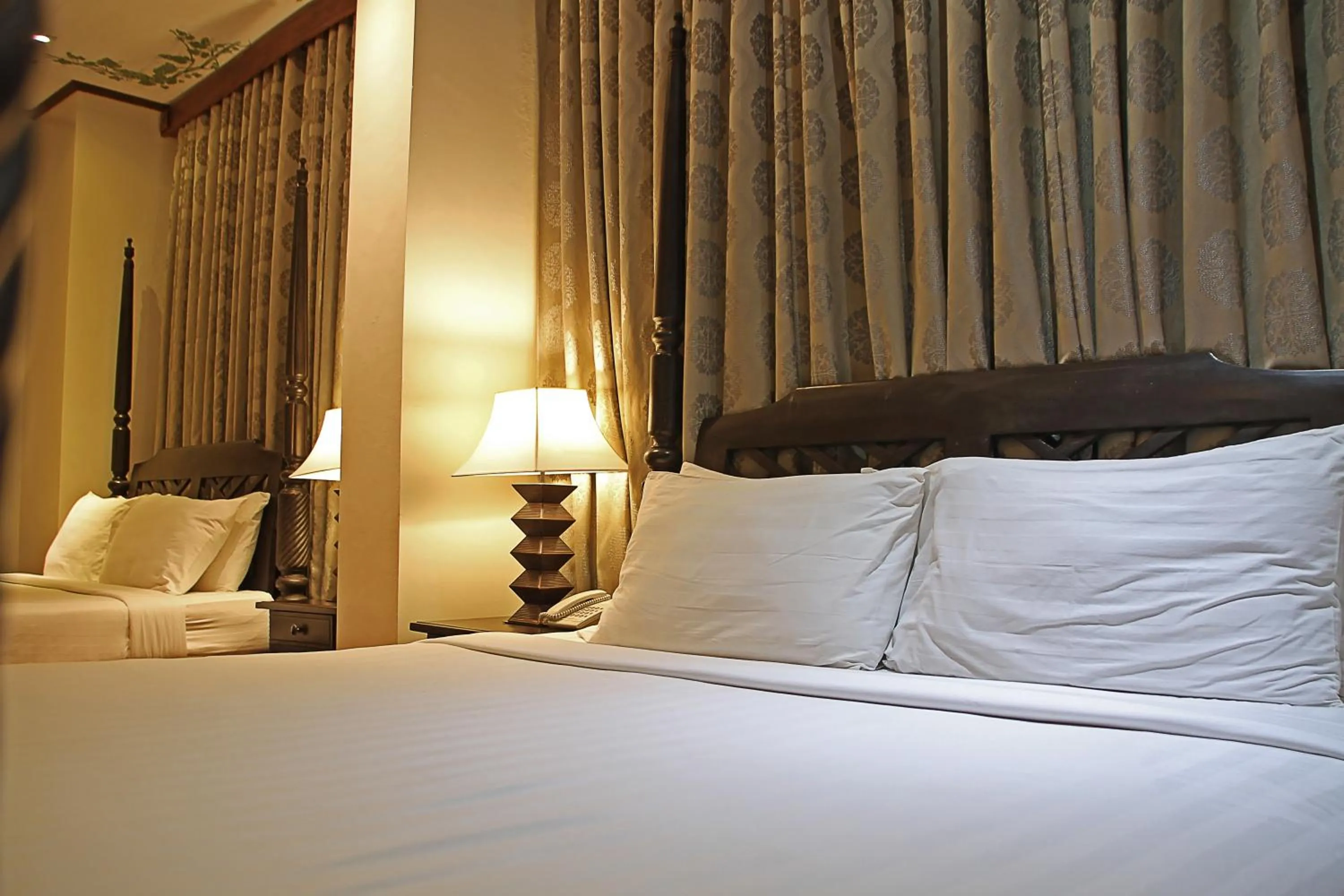 Bedroom, Bed in Hotel Veneto De Vigan