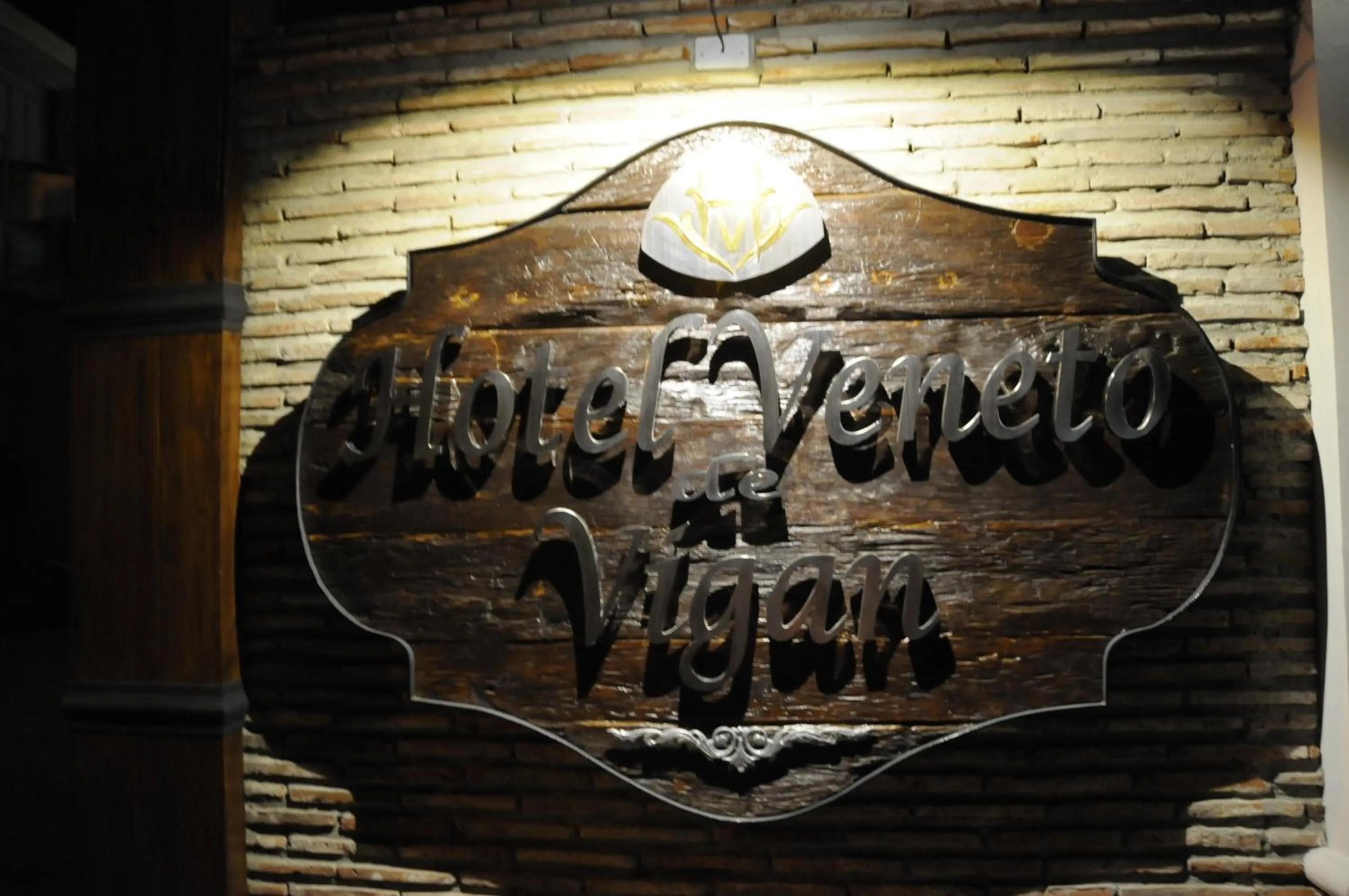 Property logo or sign in Hotel Veneto De Vigan