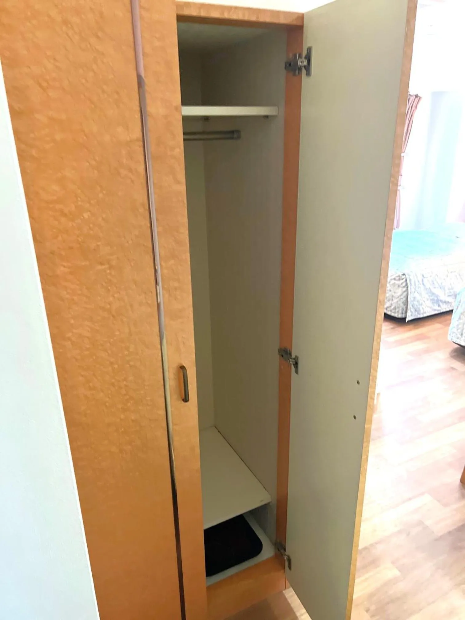 Business Inn Sennichimae Hotel