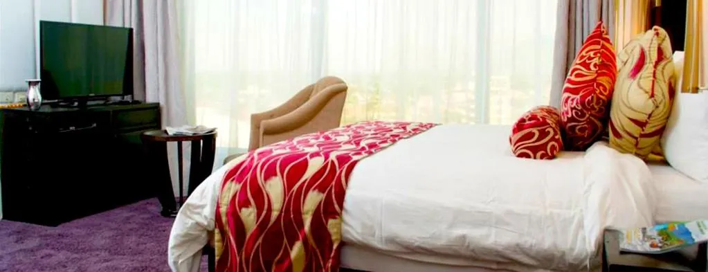 Day, Bed in The Penthouse Hotel and Residences