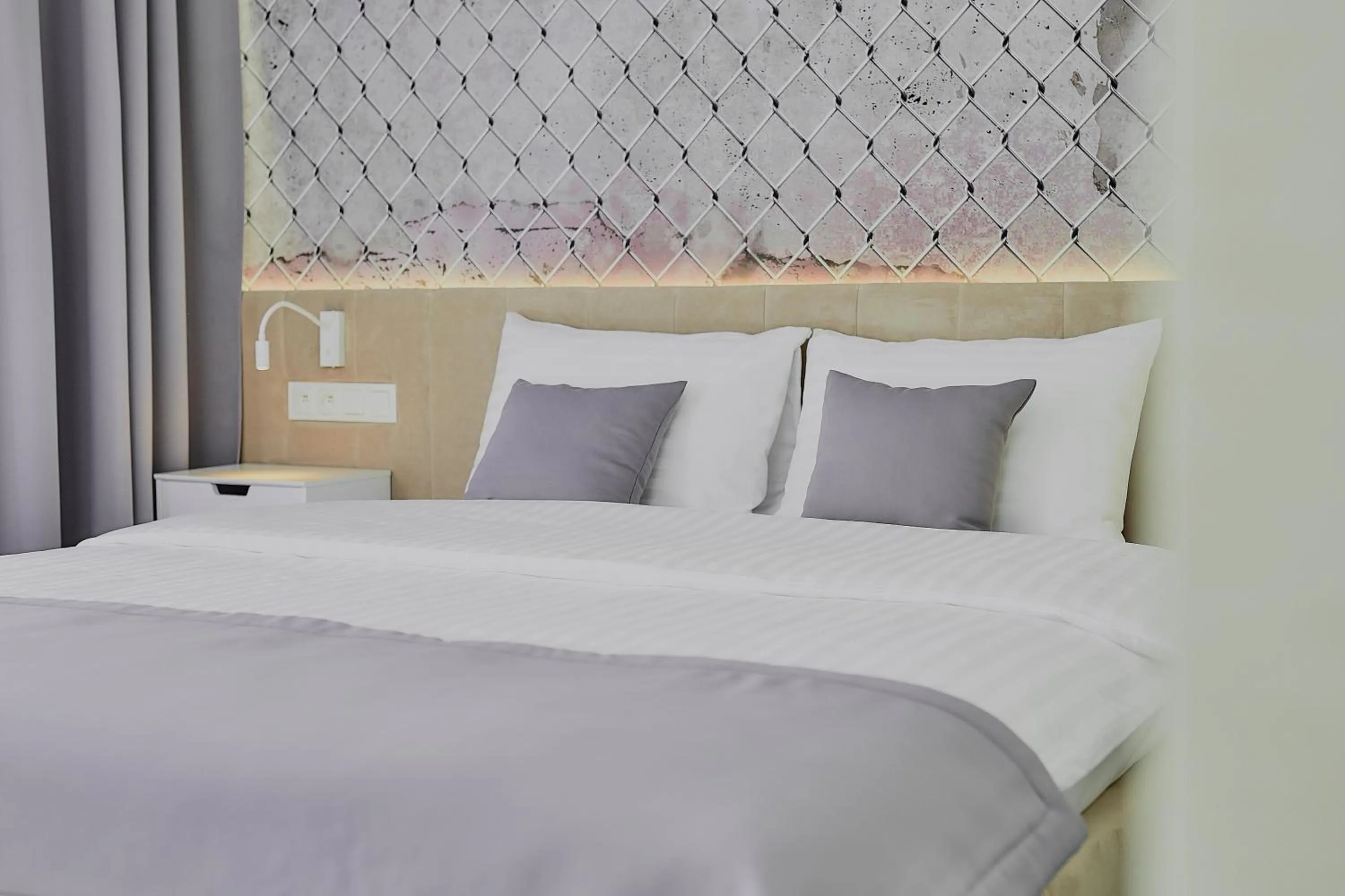 Photo of the whole room, Bed in Tulip Inn Żyrardów