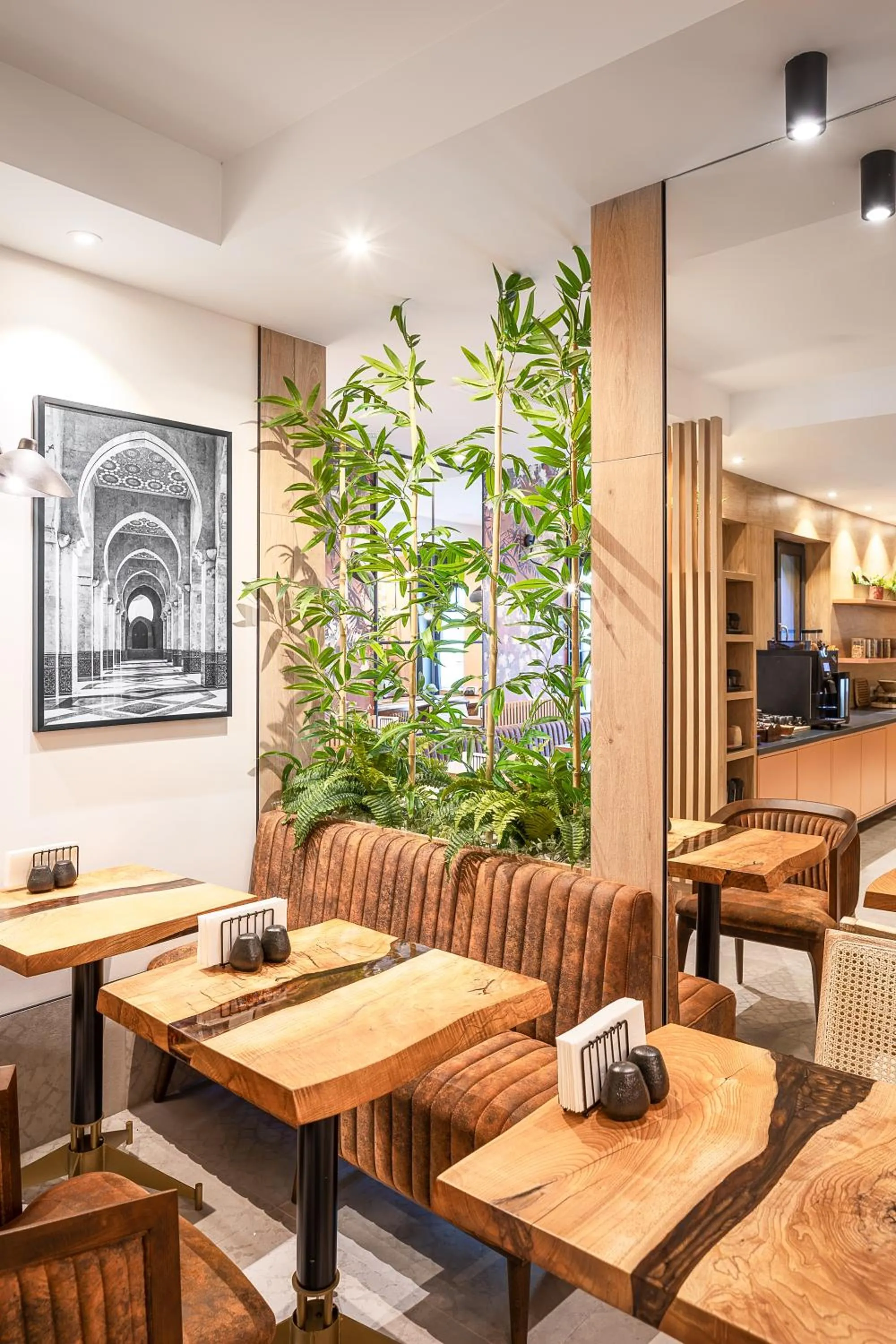 Restaurant/places to eat in Hotel Branco Timisoara