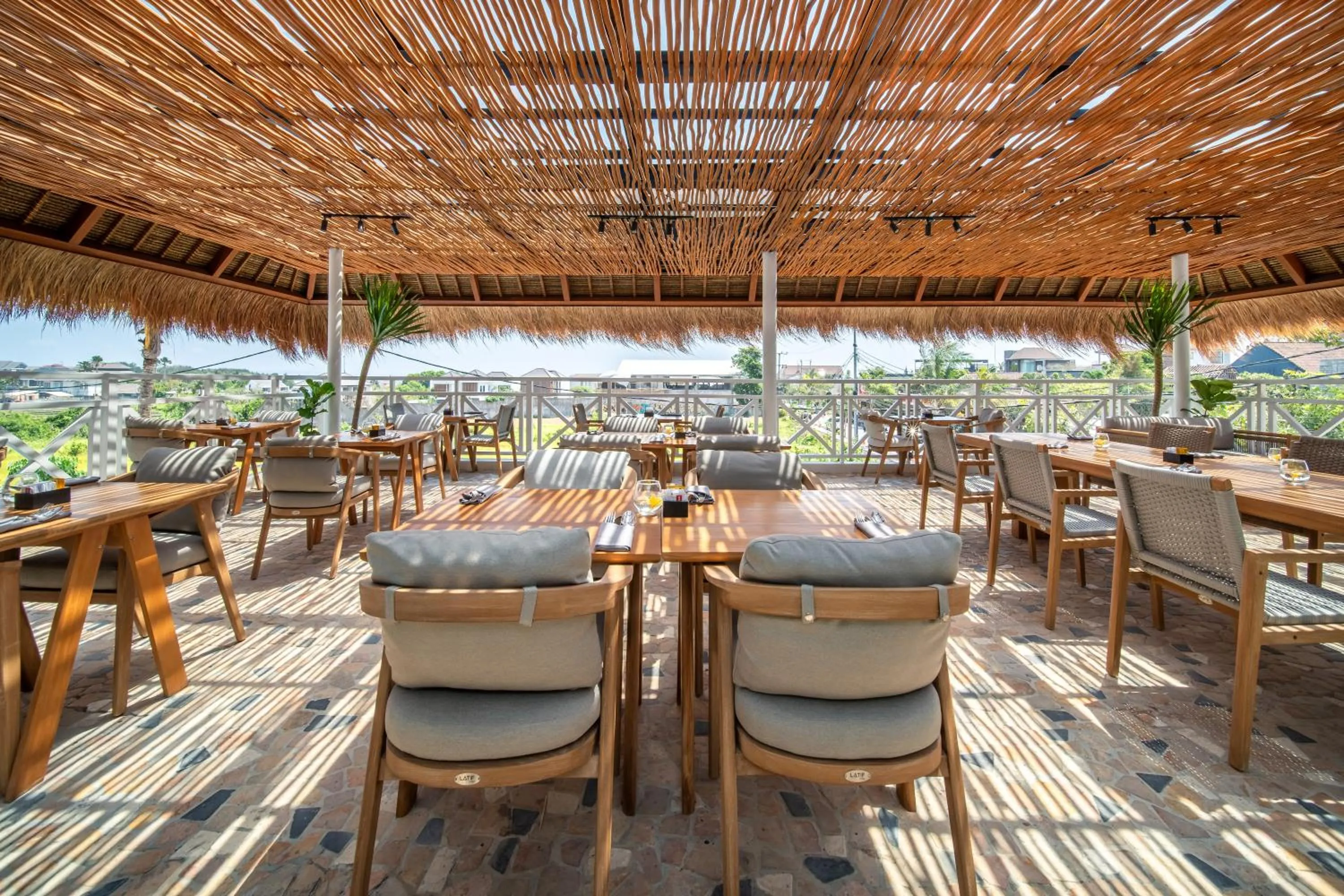 Restaurant/places to eat in IZE Canggu by LifestyleRetreats