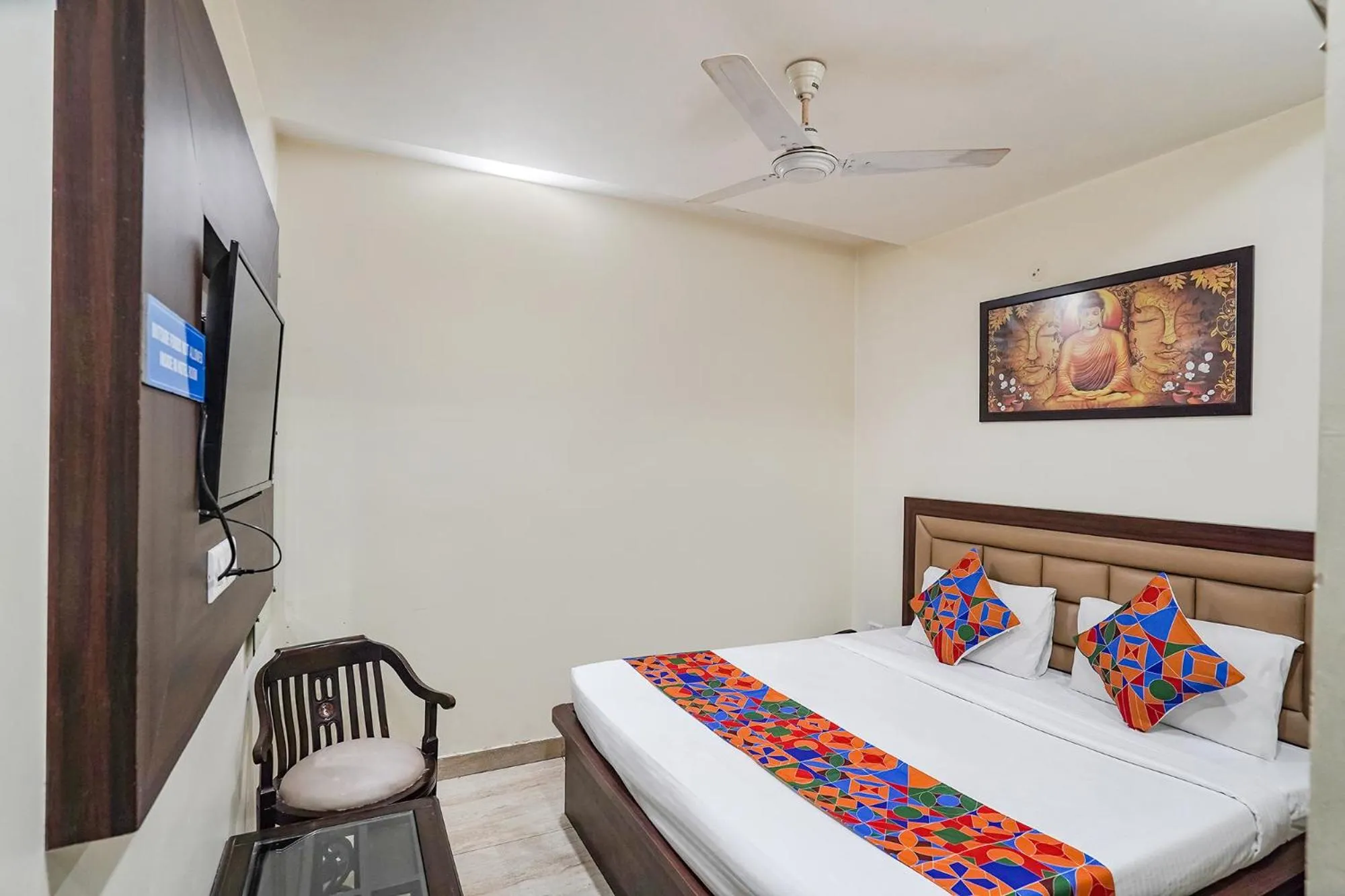 TV and multimedia in FabHotel Cloud 9 Shopprix Mall