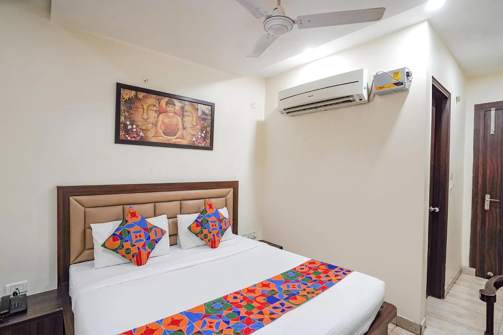 Living room in FabHotel Cloud 9 Shopprix Mall