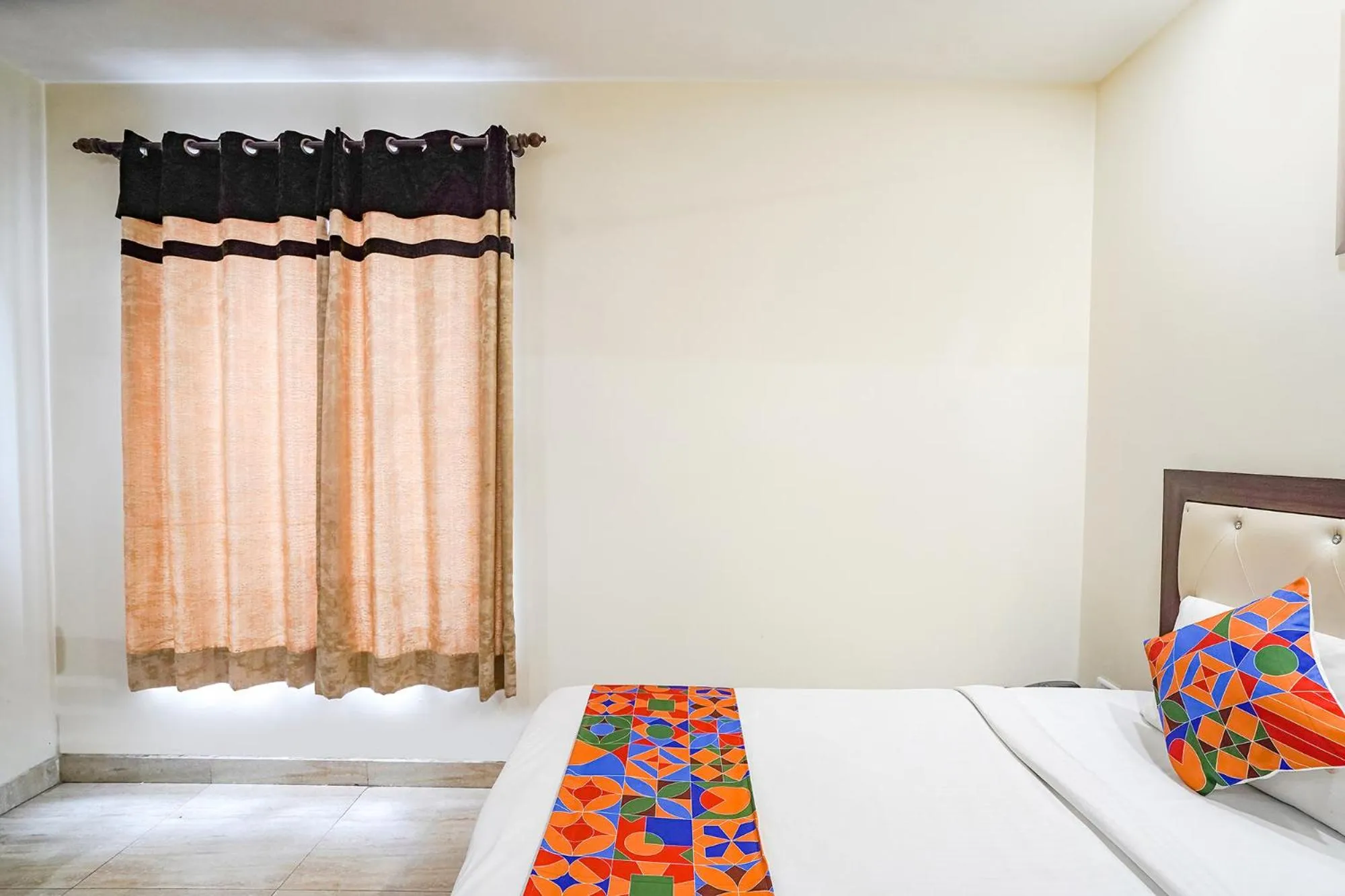 Bedroom in FabHotel Cloud 9 Shopprix Mall