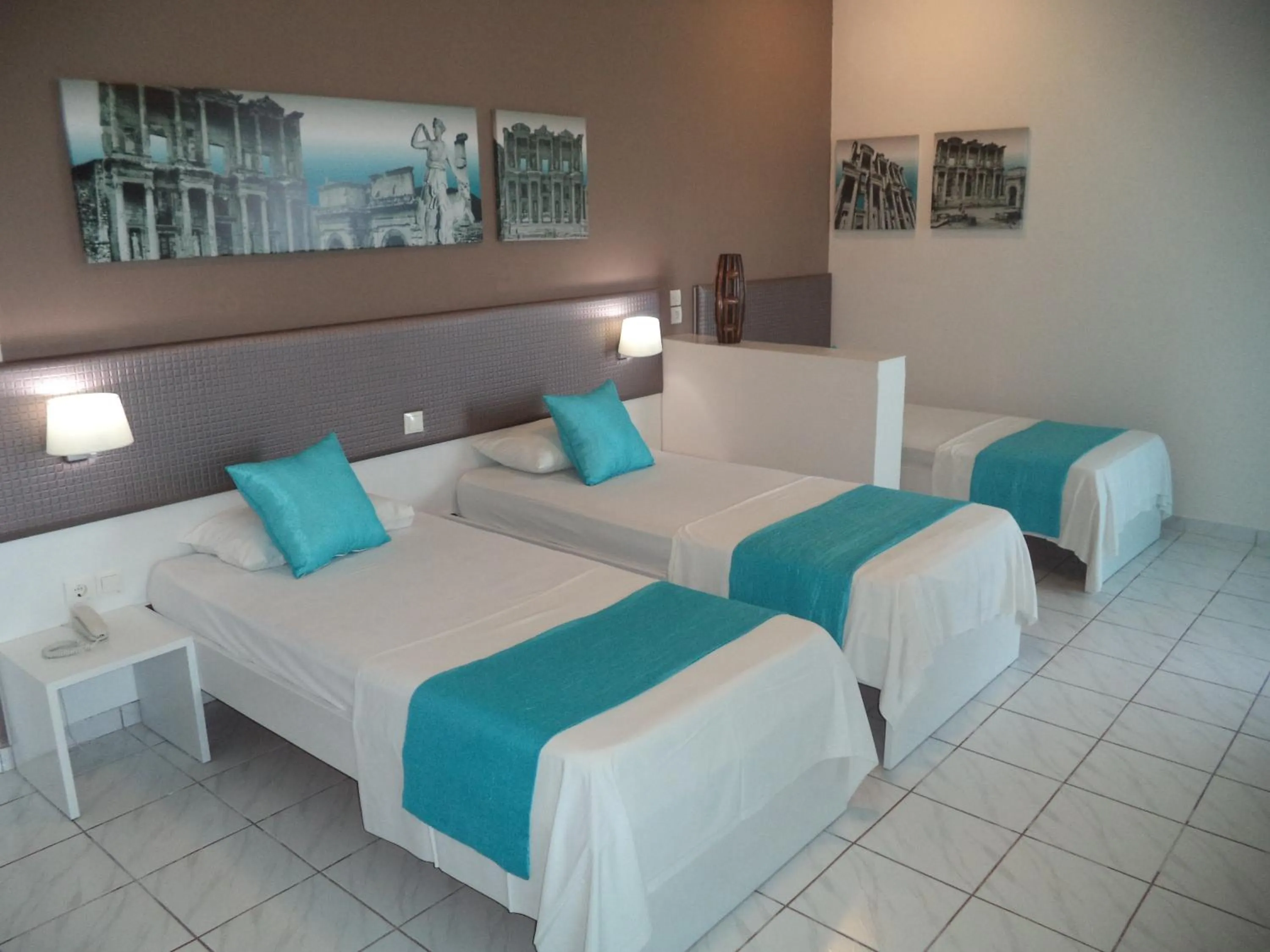 Decorative detail in Blue Nest Hotel