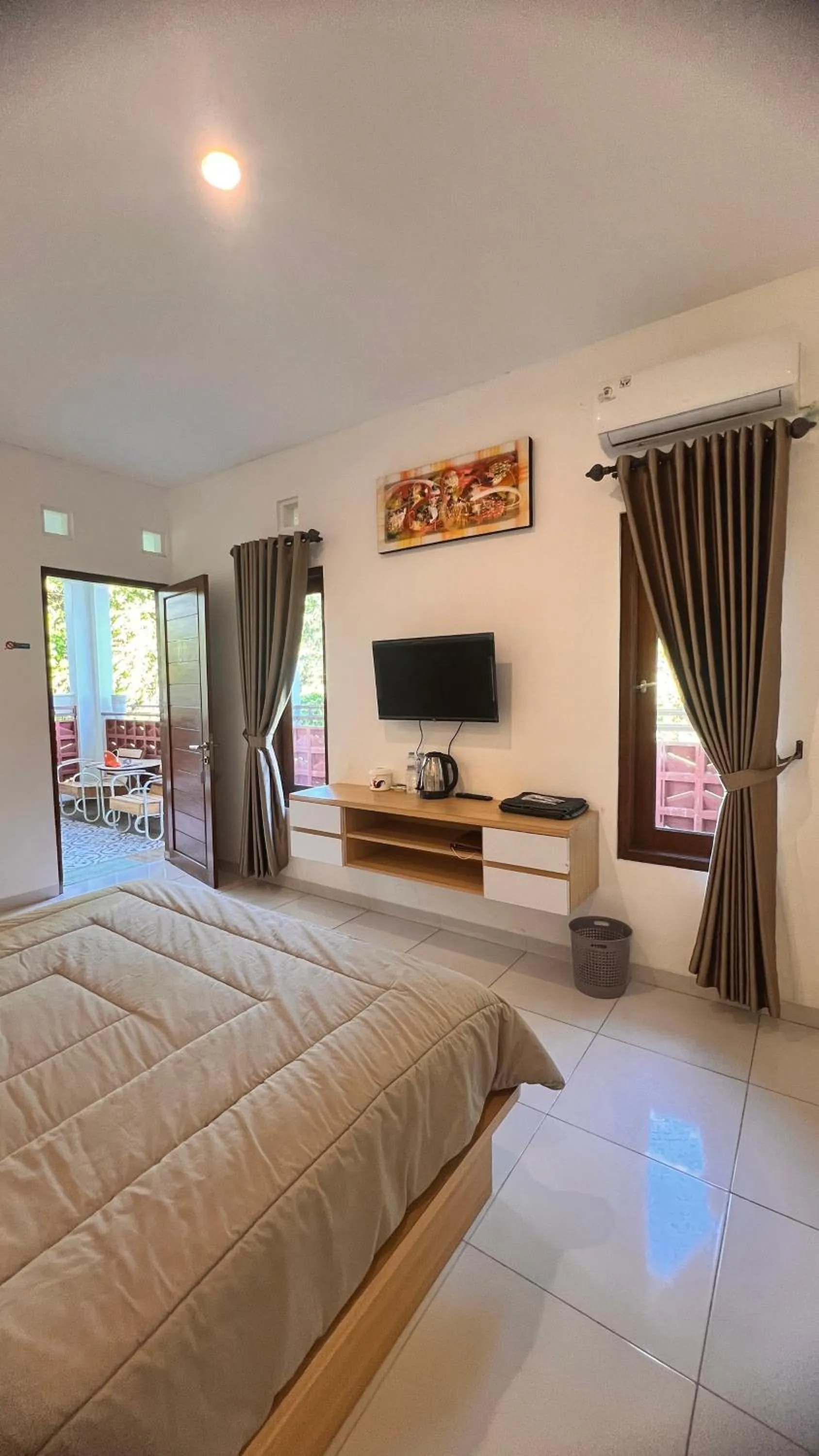 Bed in Homestay Joglo Seruni Syariah