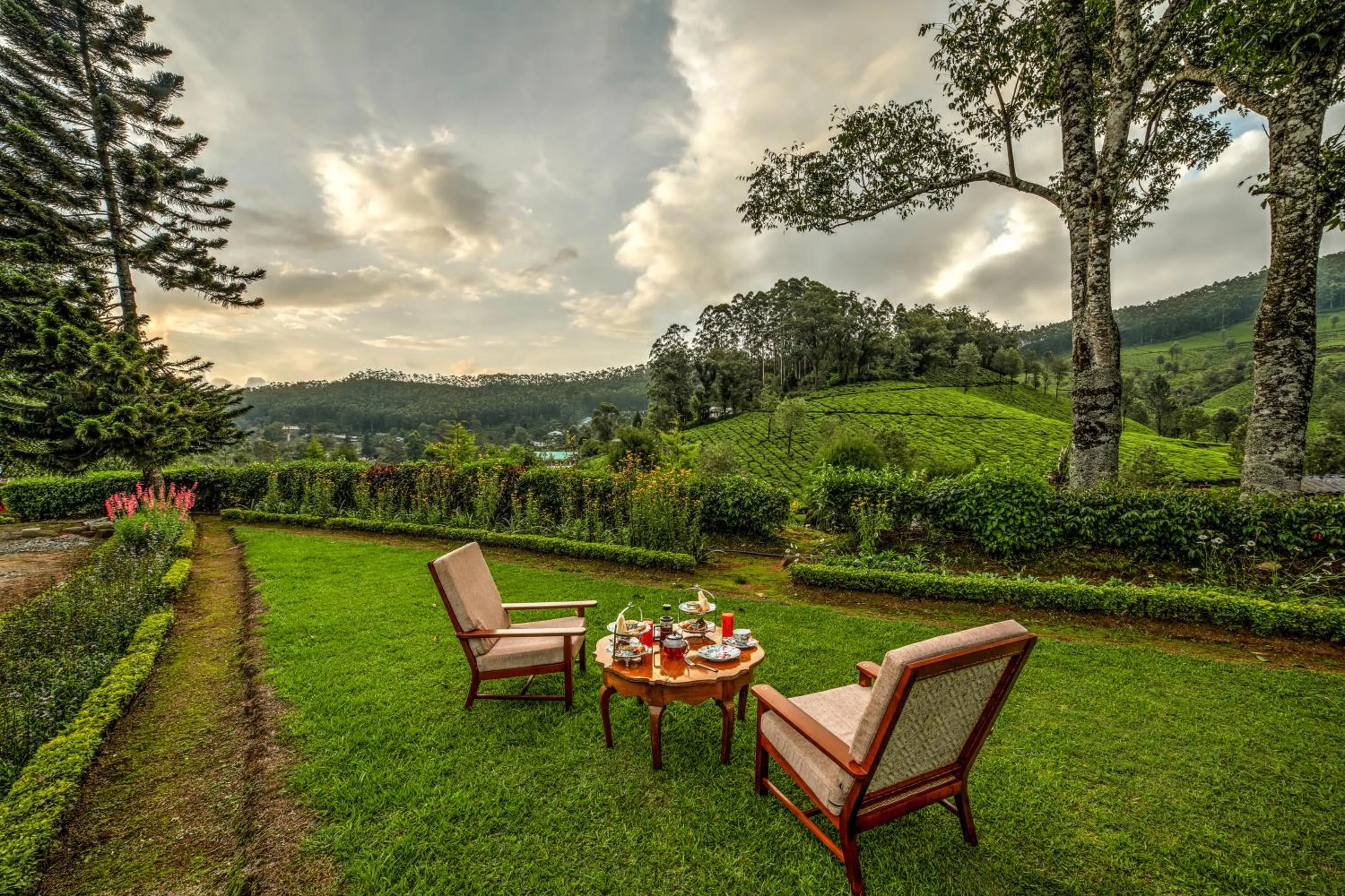 Natural landscape in Lockhart Bungalow Munnar - A CGH Earth SAHA Experience