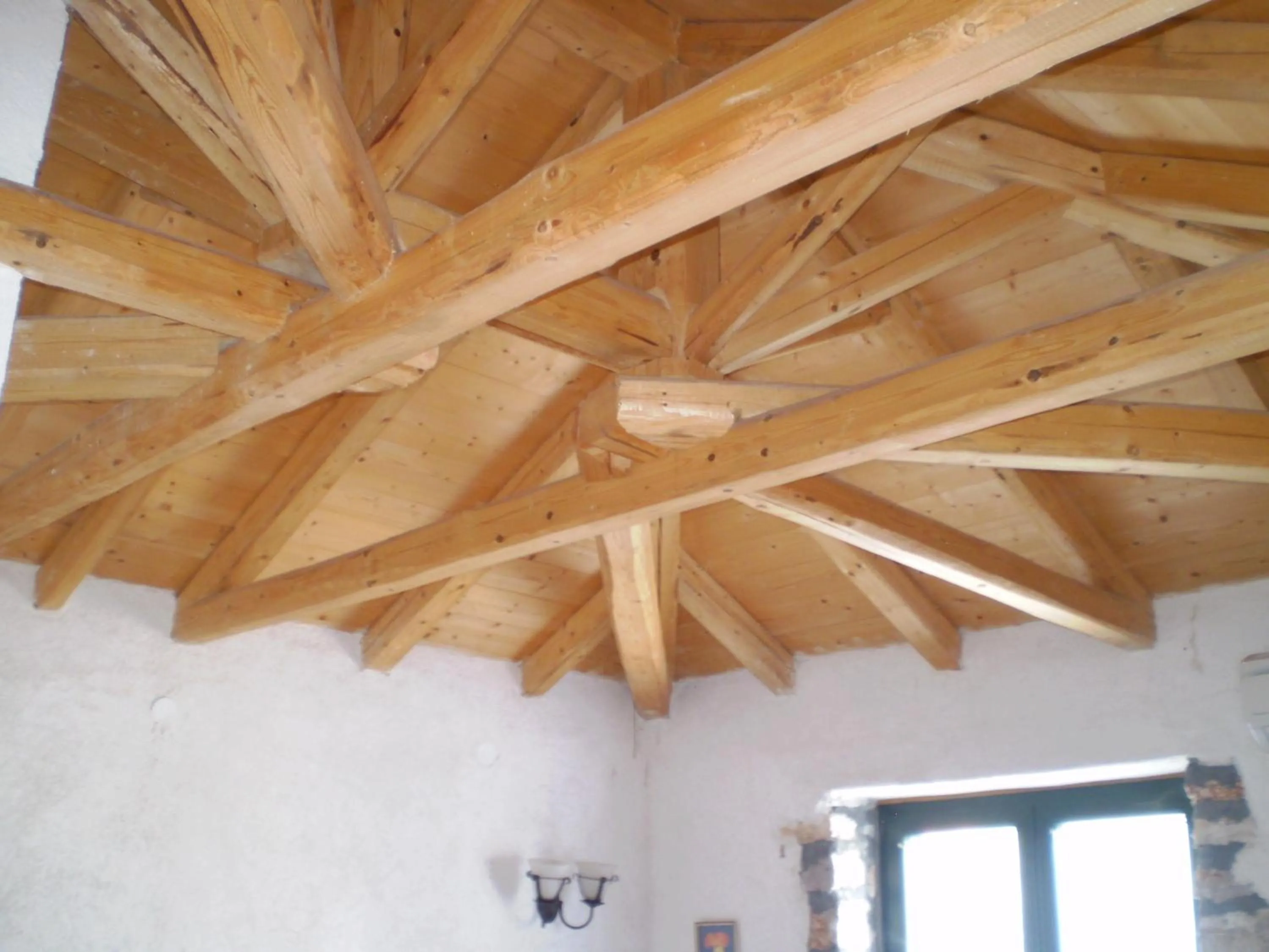 Decorative detail in Arachovitika Kalivia