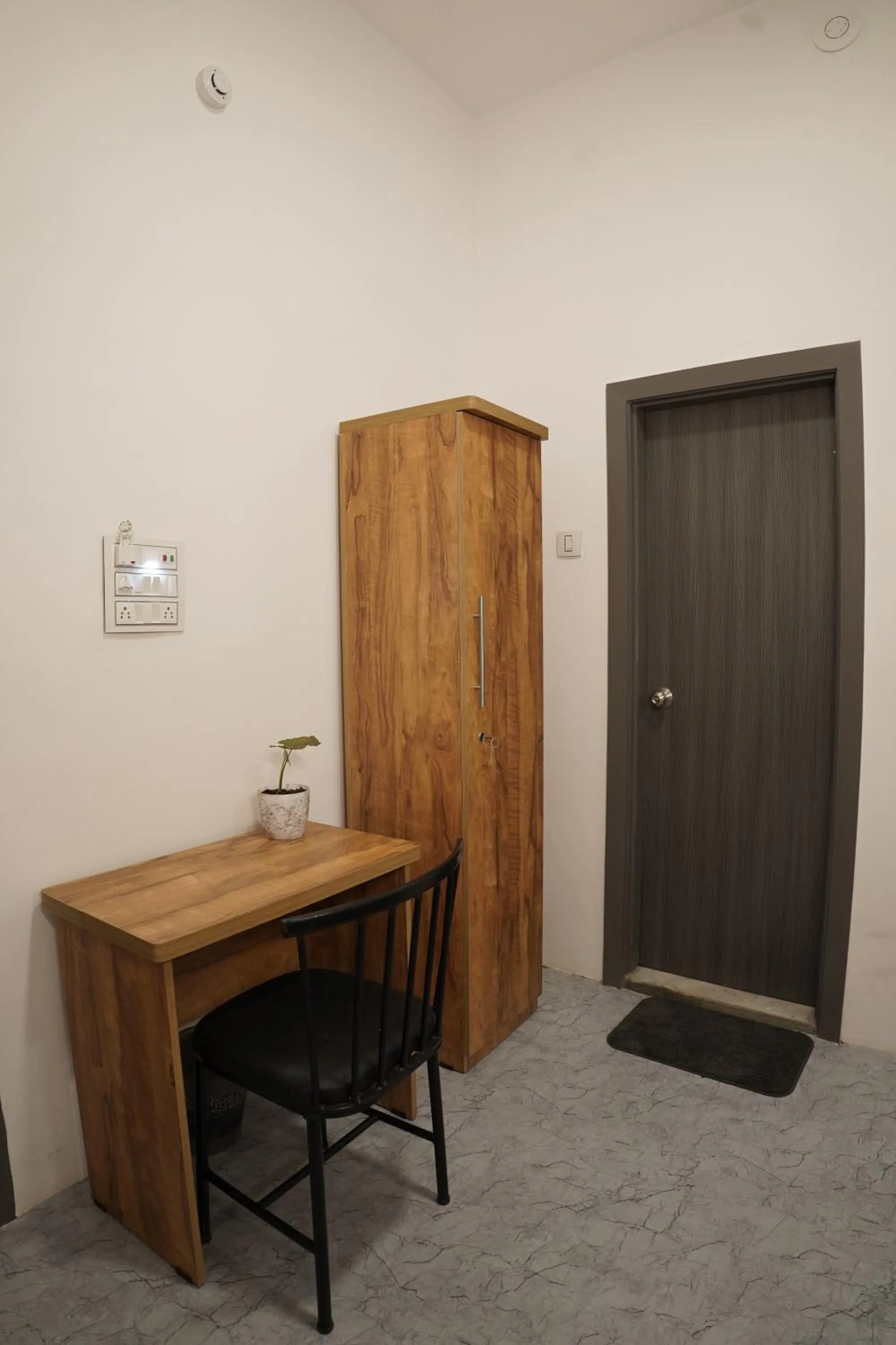 room service in Hotel Royal Accord