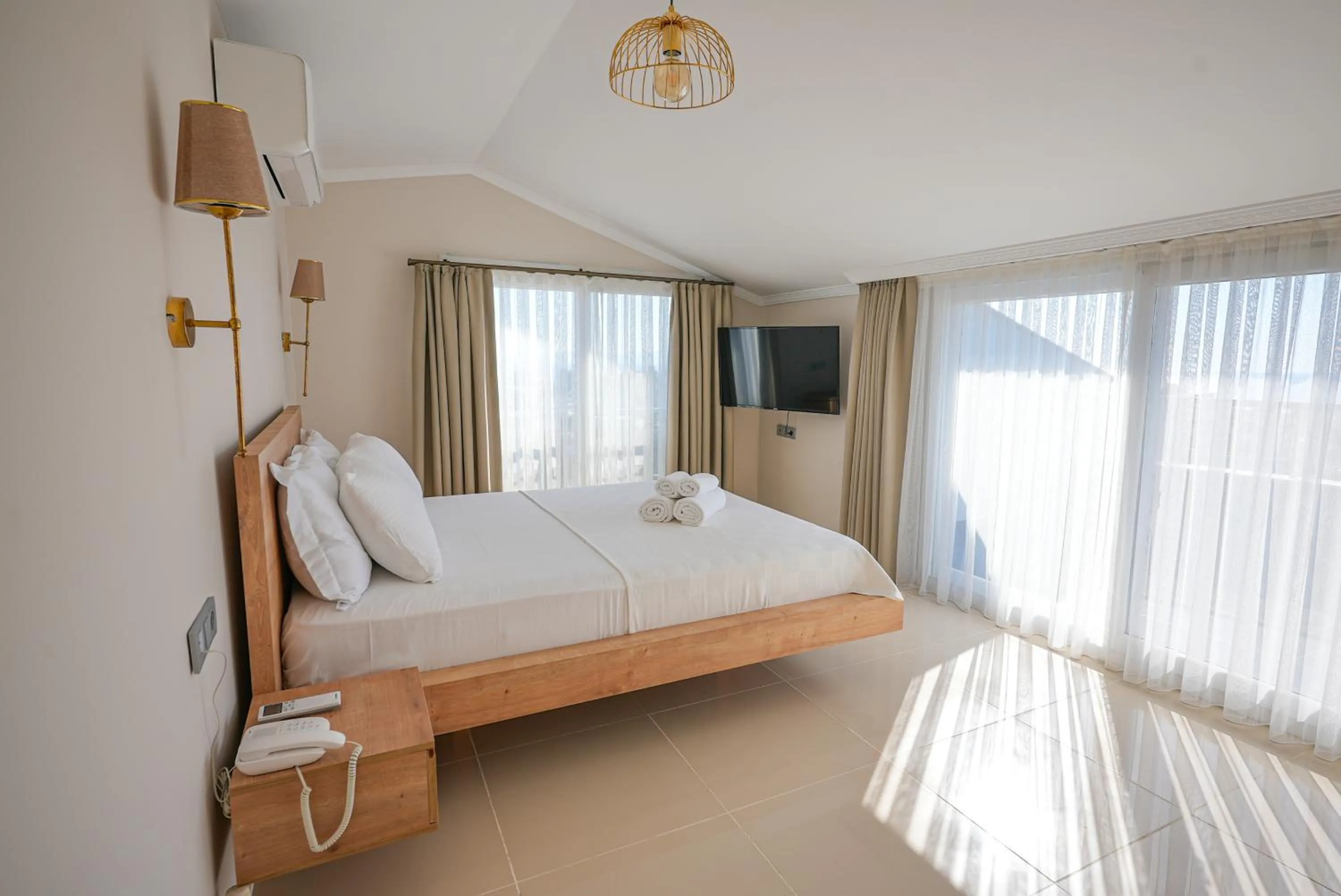 Bed in Soul House Kuşadası