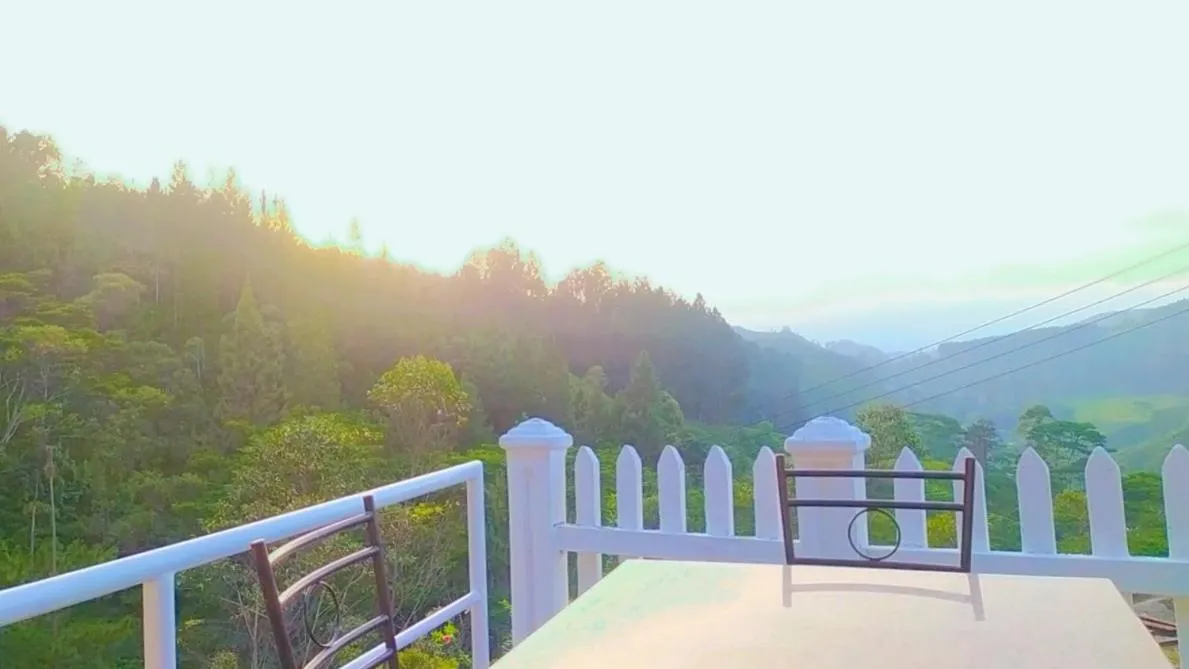 Lassana Holiday Bungalow