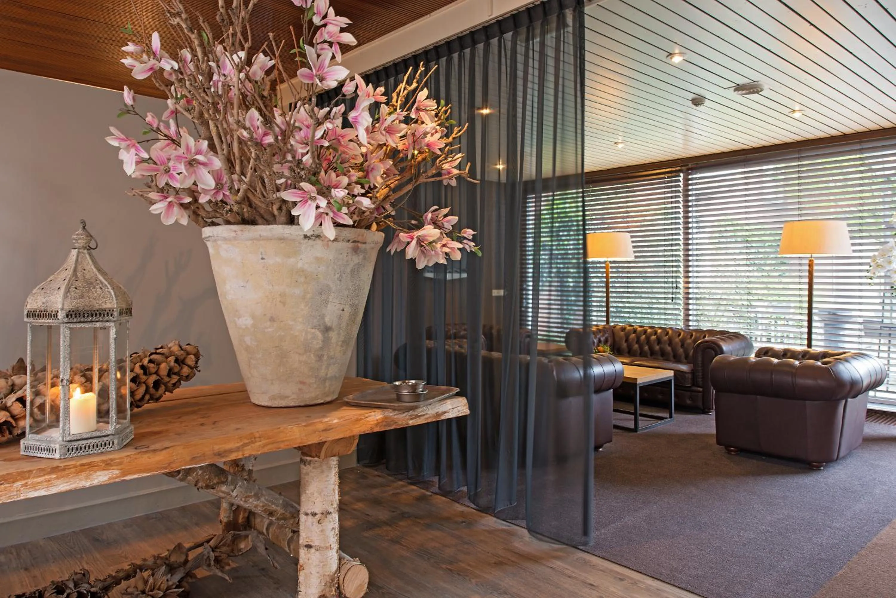 Communal lounge/ TV room in Fletcher Hotel Restaurant Prinsen