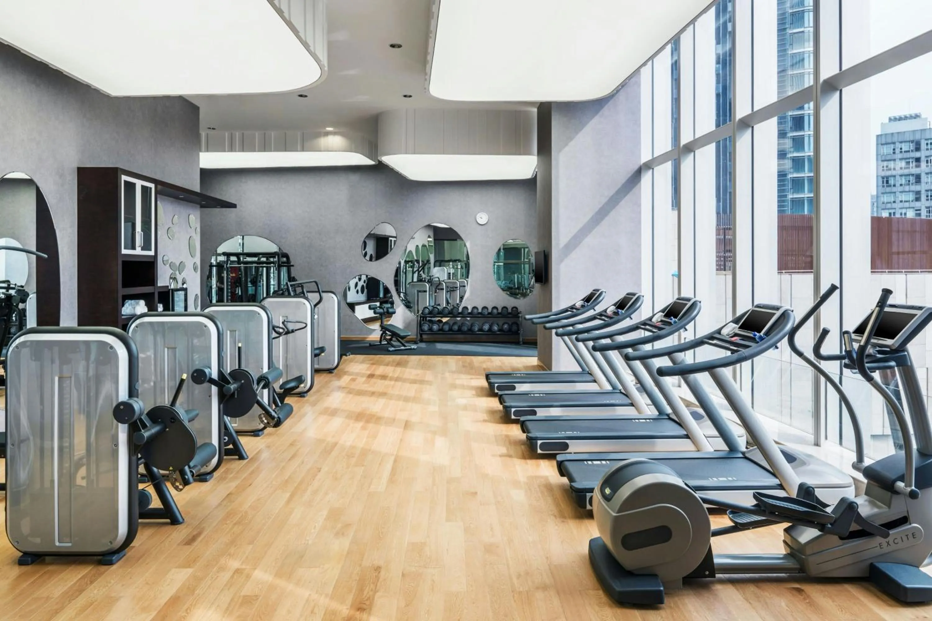 Fitness centre/facilities in The St. Regis Chengdu
