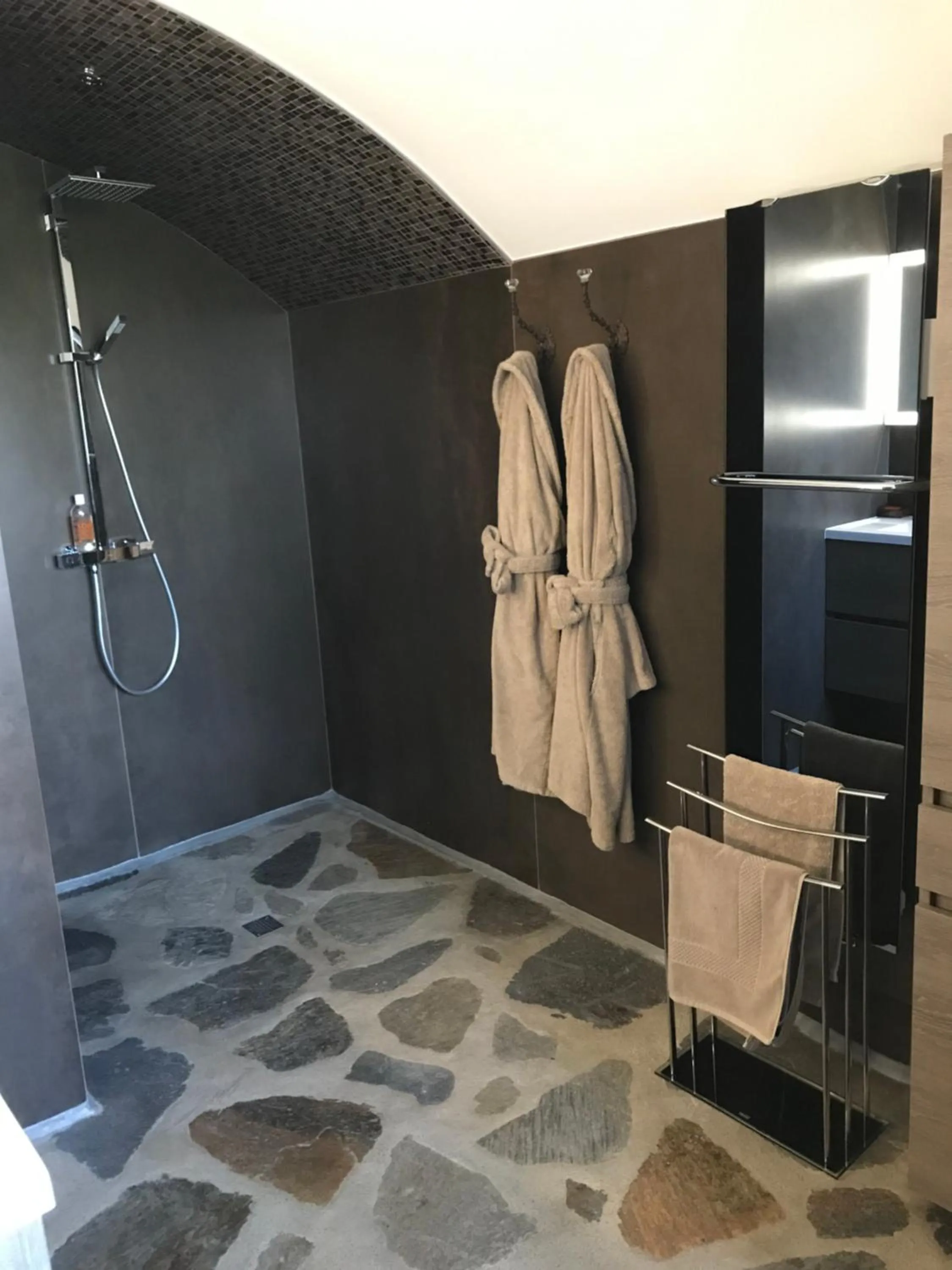 Bathroom in Château du Puech