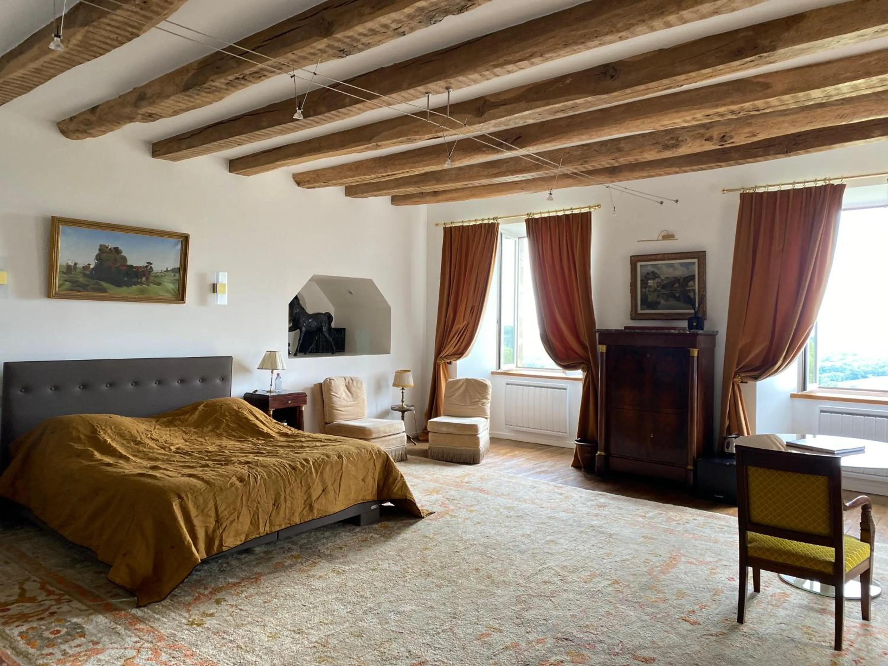 Bed in Château du Puech