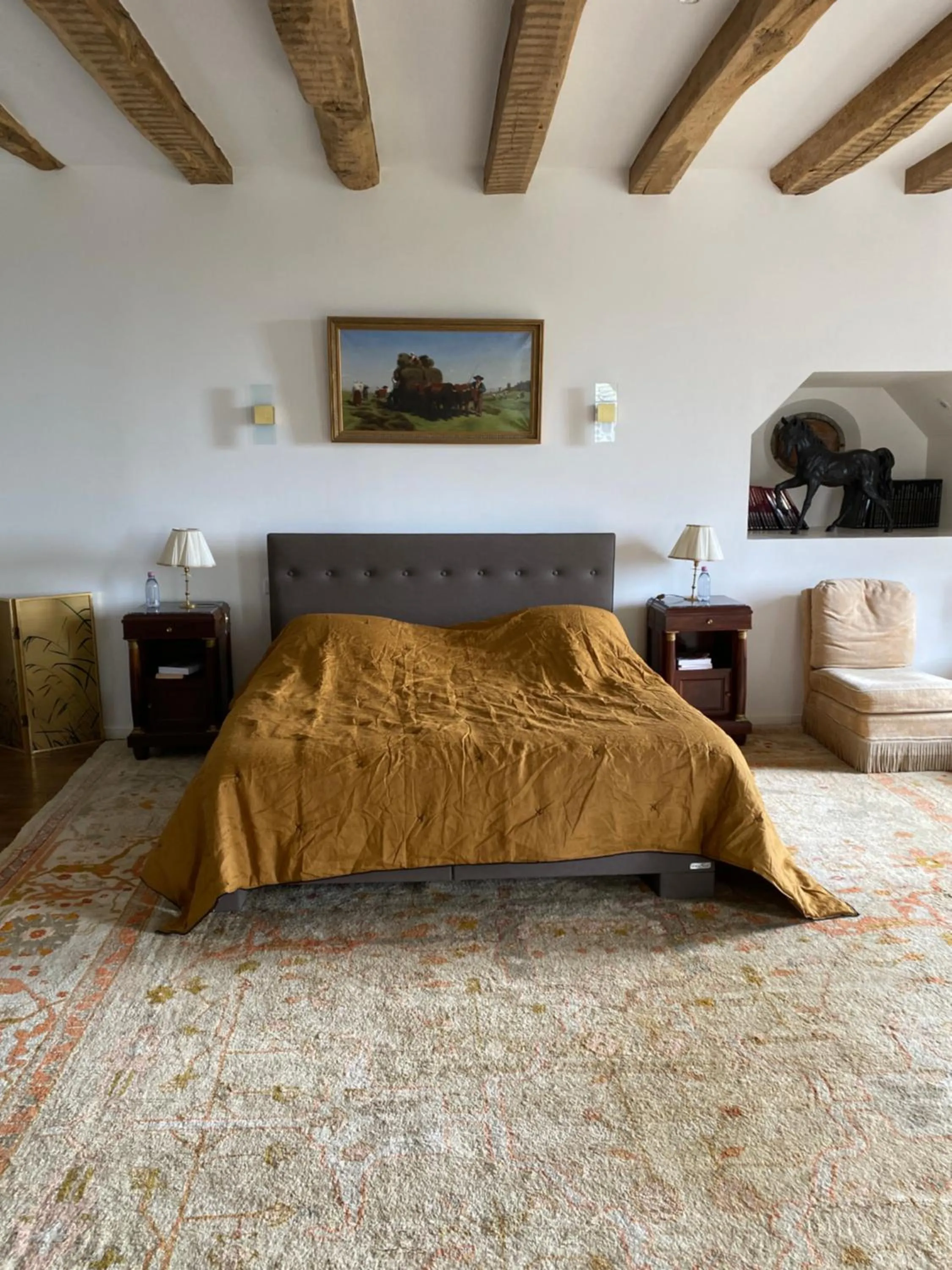 Bed in Château du Puech