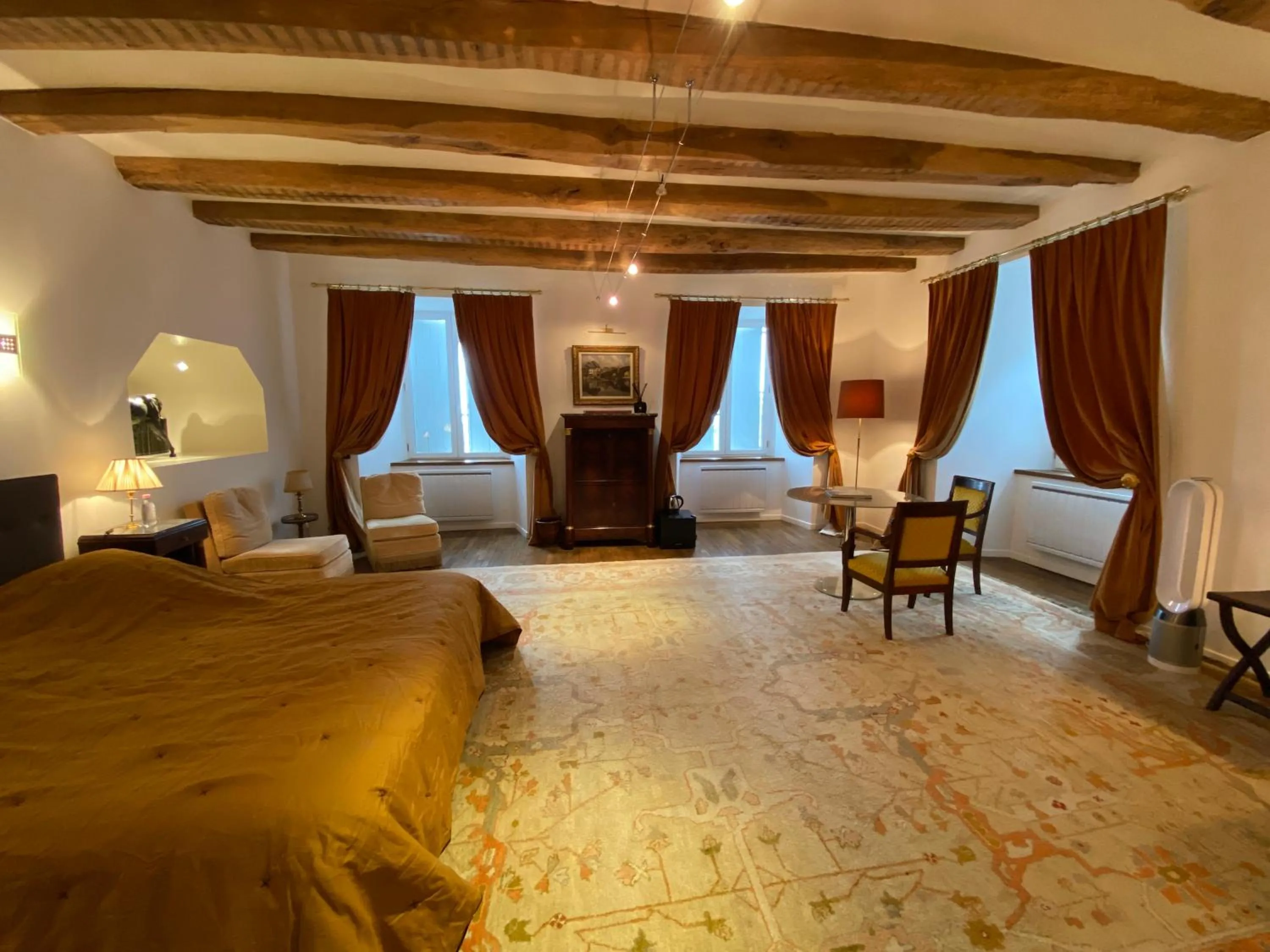 Bed in Château du Puech