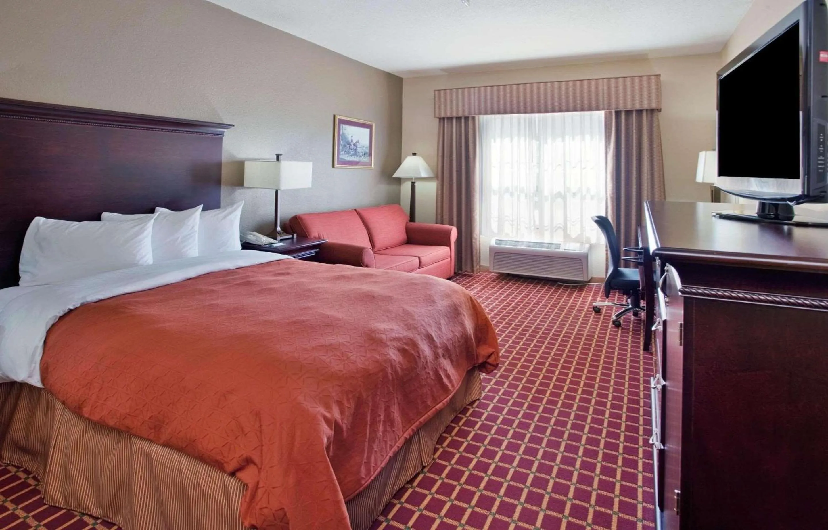 Bedroom, Bed in Country Inn & Suites by Radisson, Columbia, SC