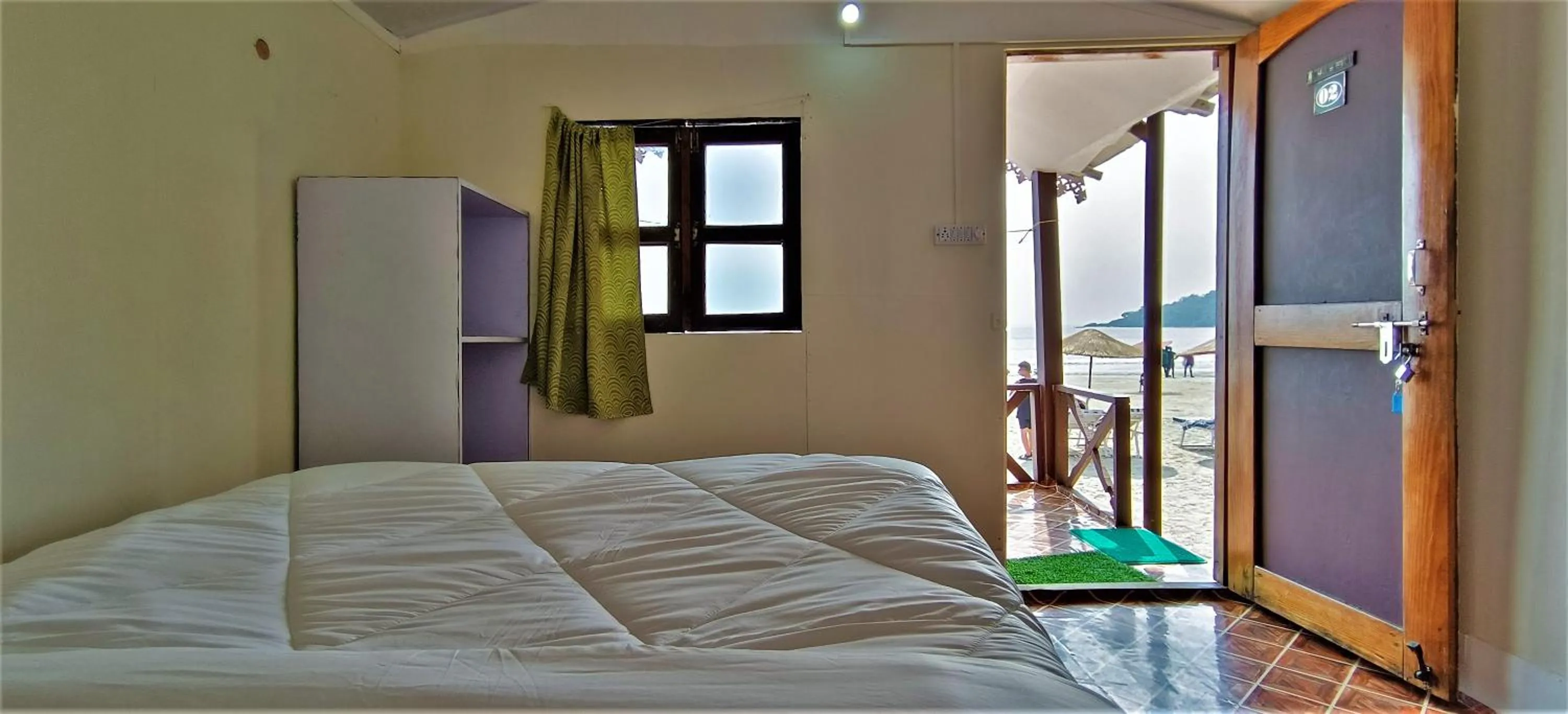 Bed in Sai Valentines