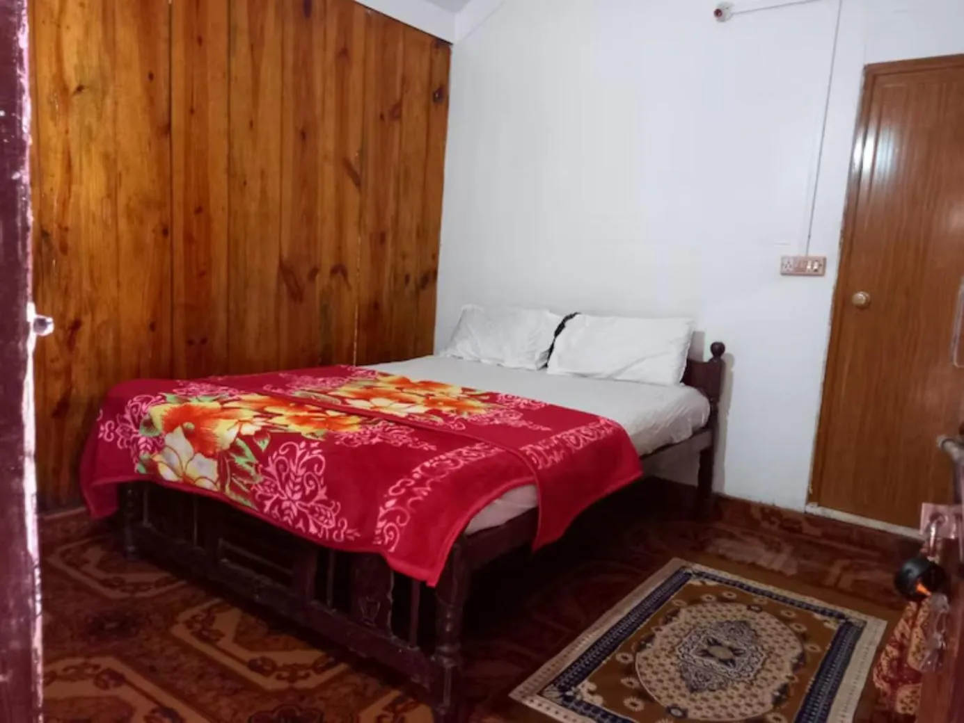 Bed in Sai Valentines