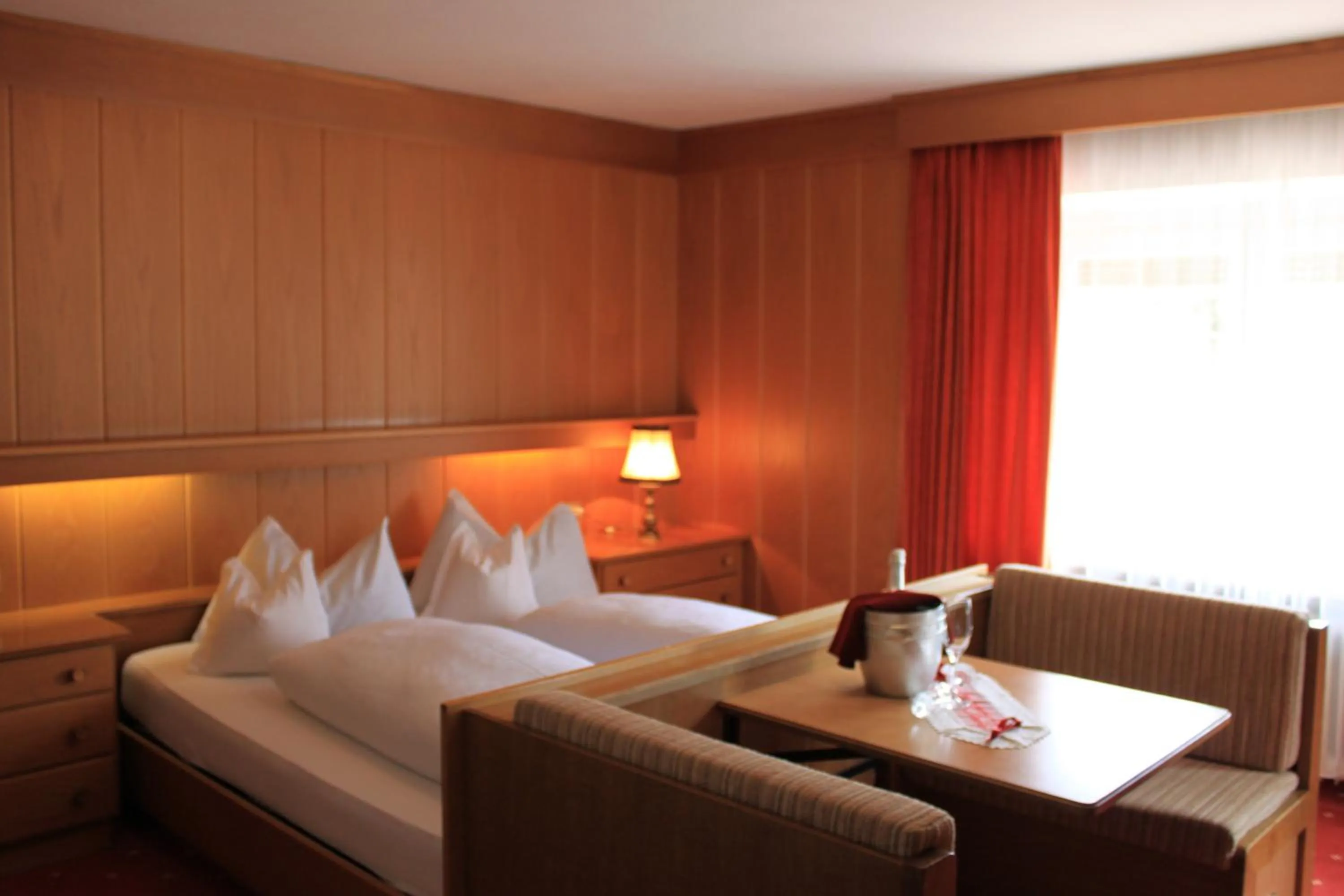 Bed in Albergo Alisander