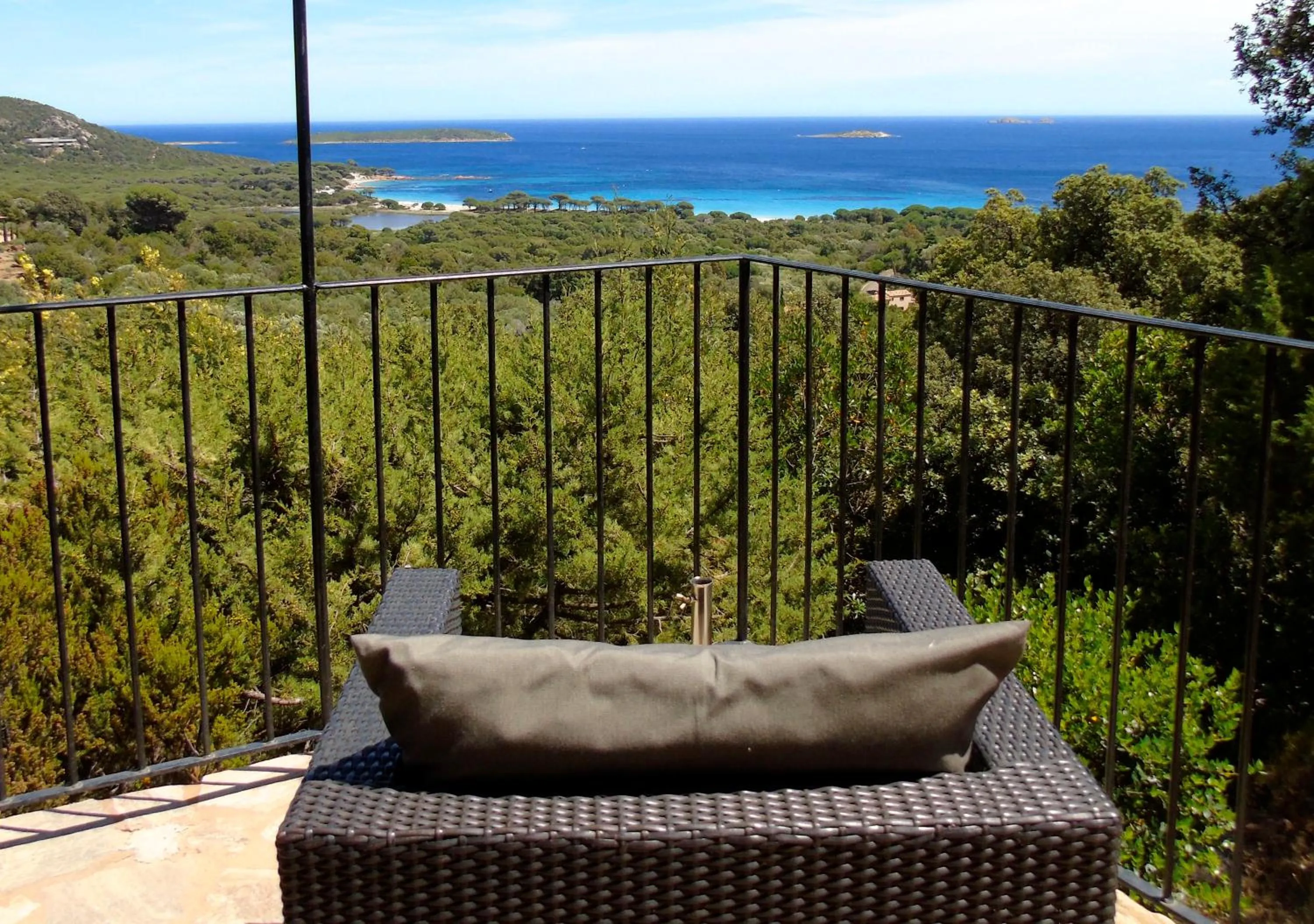 Patio in Résidence Belvedere de Palombaggia