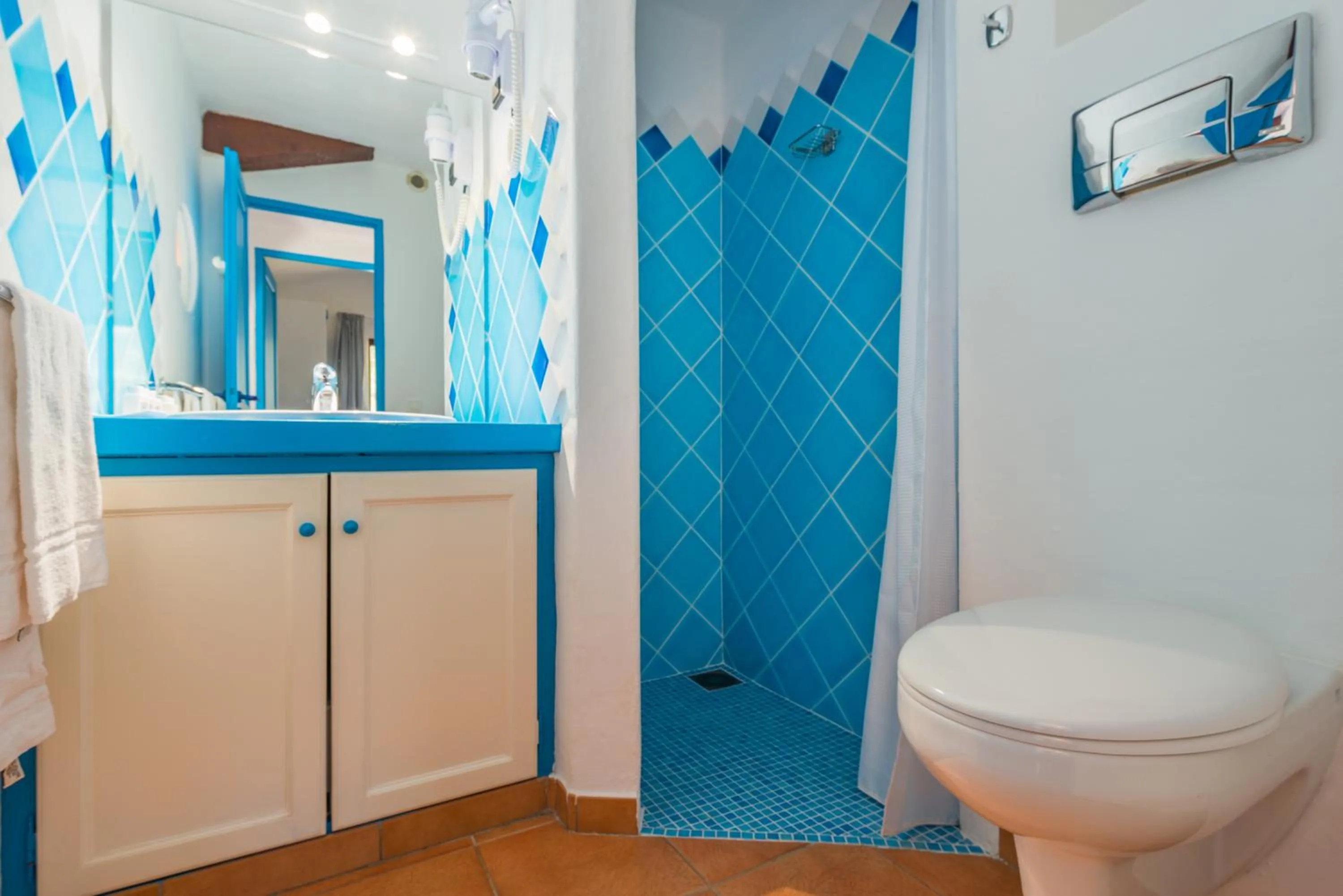 Shower in Résidence Belvedere de Palombaggia