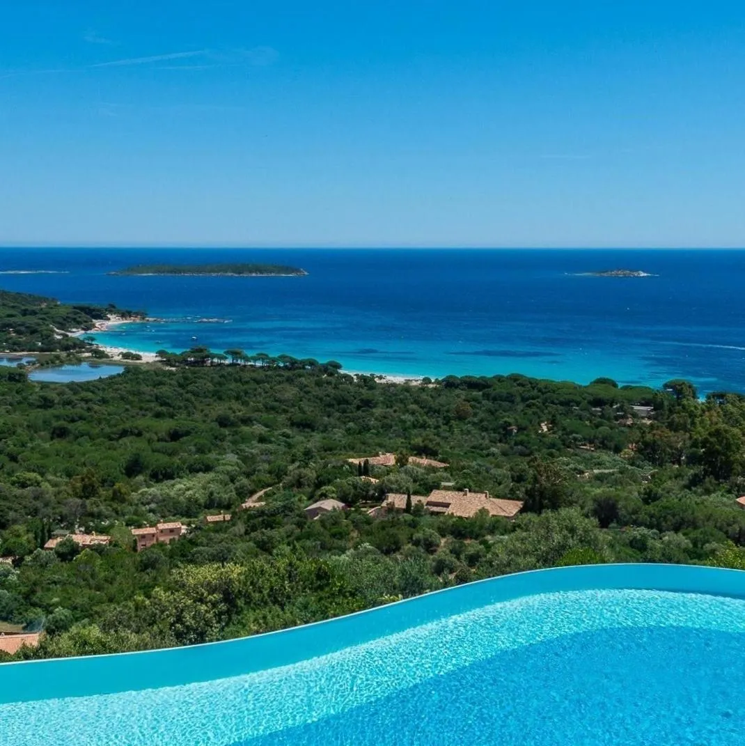 Swimming pool in Résidence Belvedere de Palombaggia