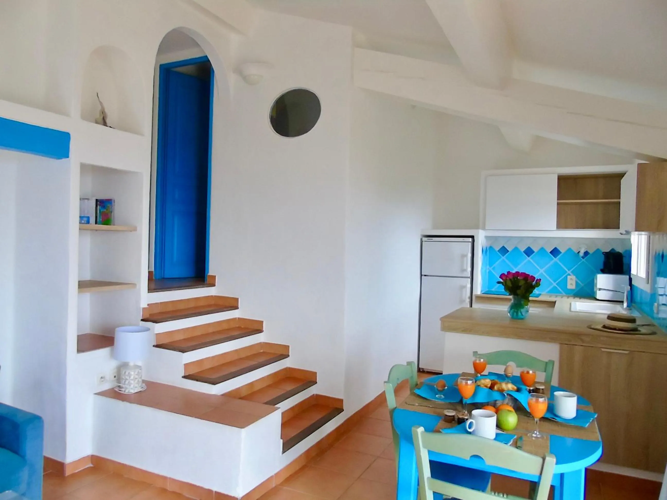 Kitchen or kitchenette in Résidence Belvedere de Palombaggia