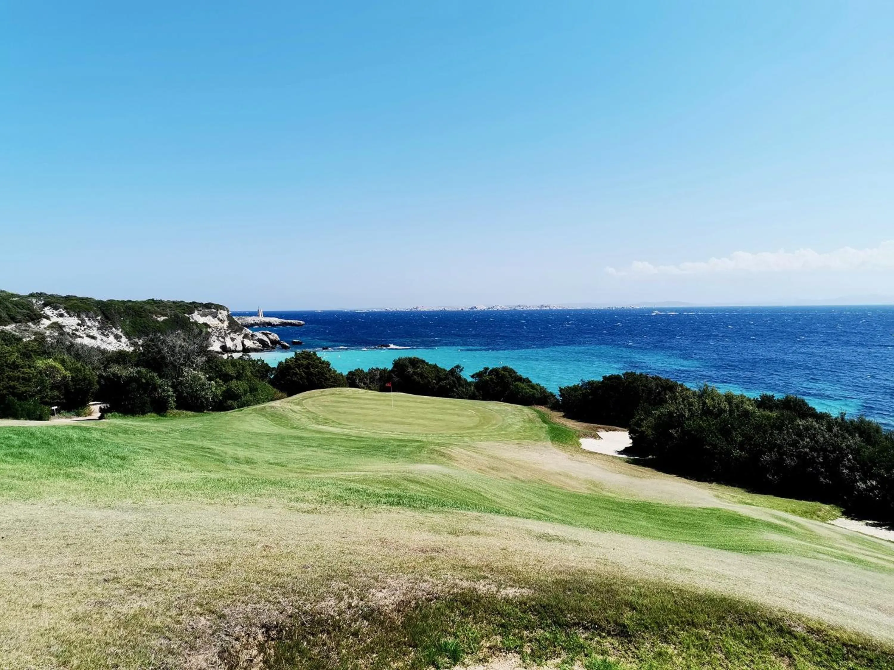 Golfcourse in Résidence Belvedere de Palombaggia