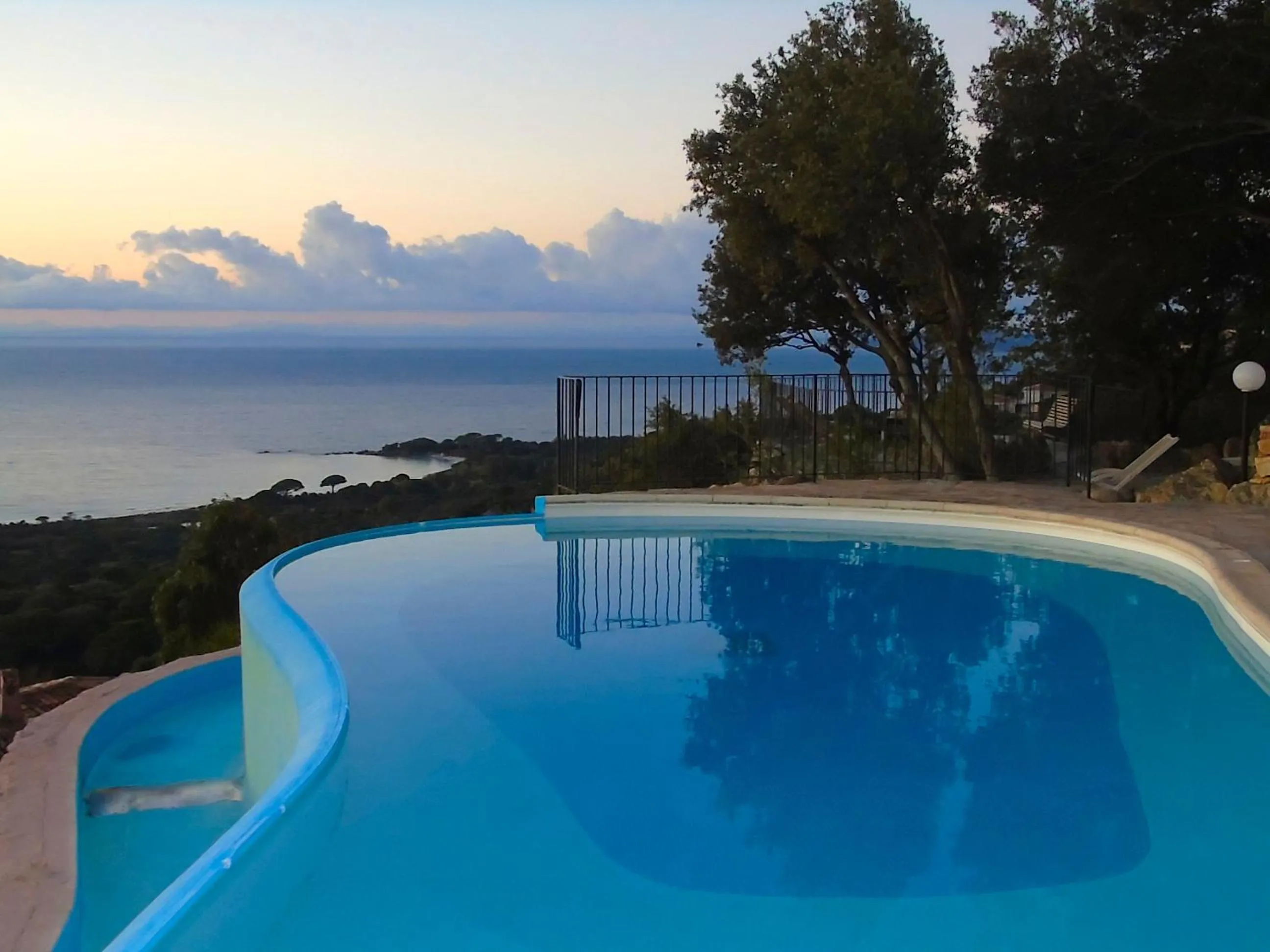 Sea view in Résidence Belvedere de Palombaggia