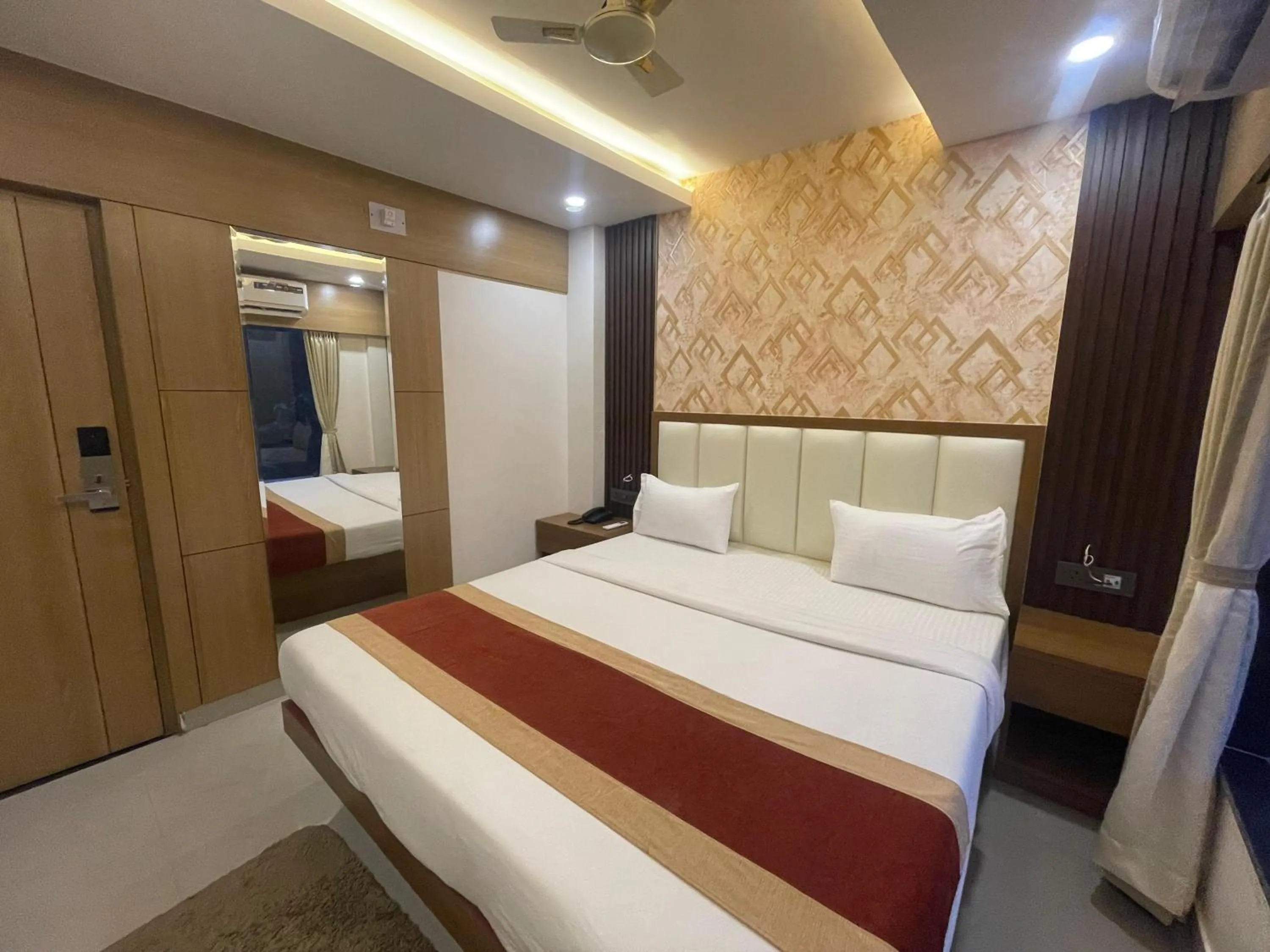 Bed in Hotel Royal Bengal