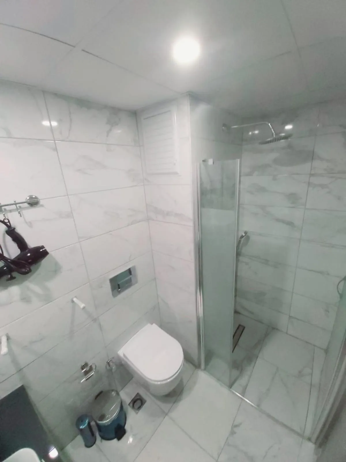 Shower in Ethica Suite Luxury Houses