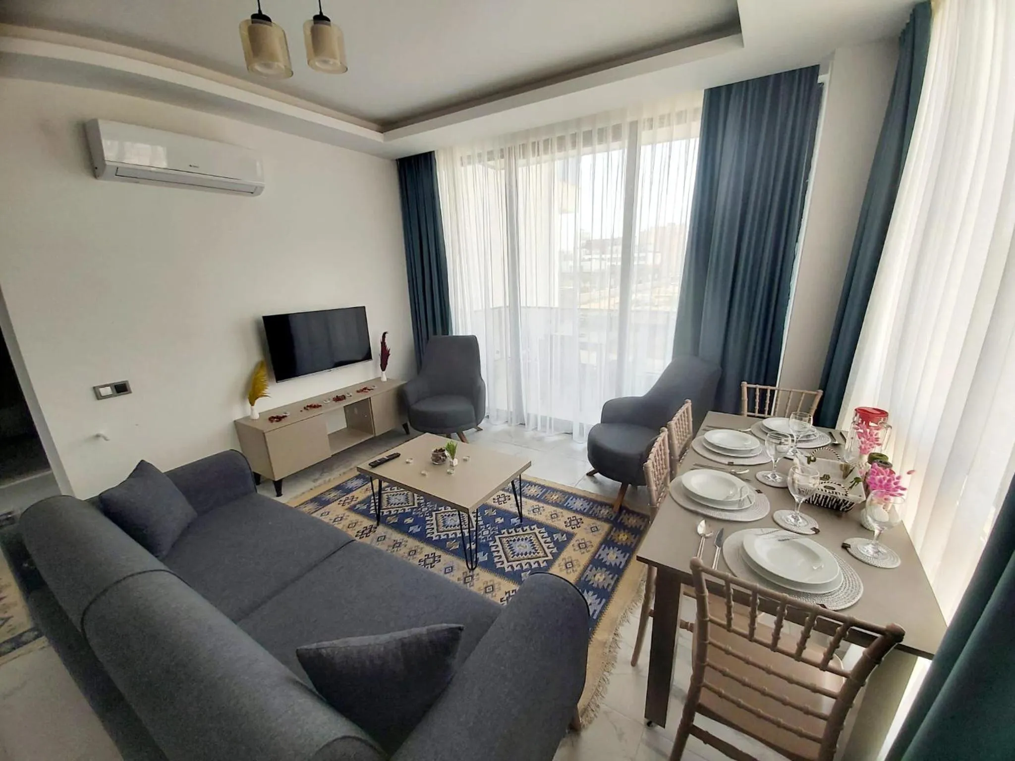 Communal lounge/ TV room in Ethica Suite Luxury Houses