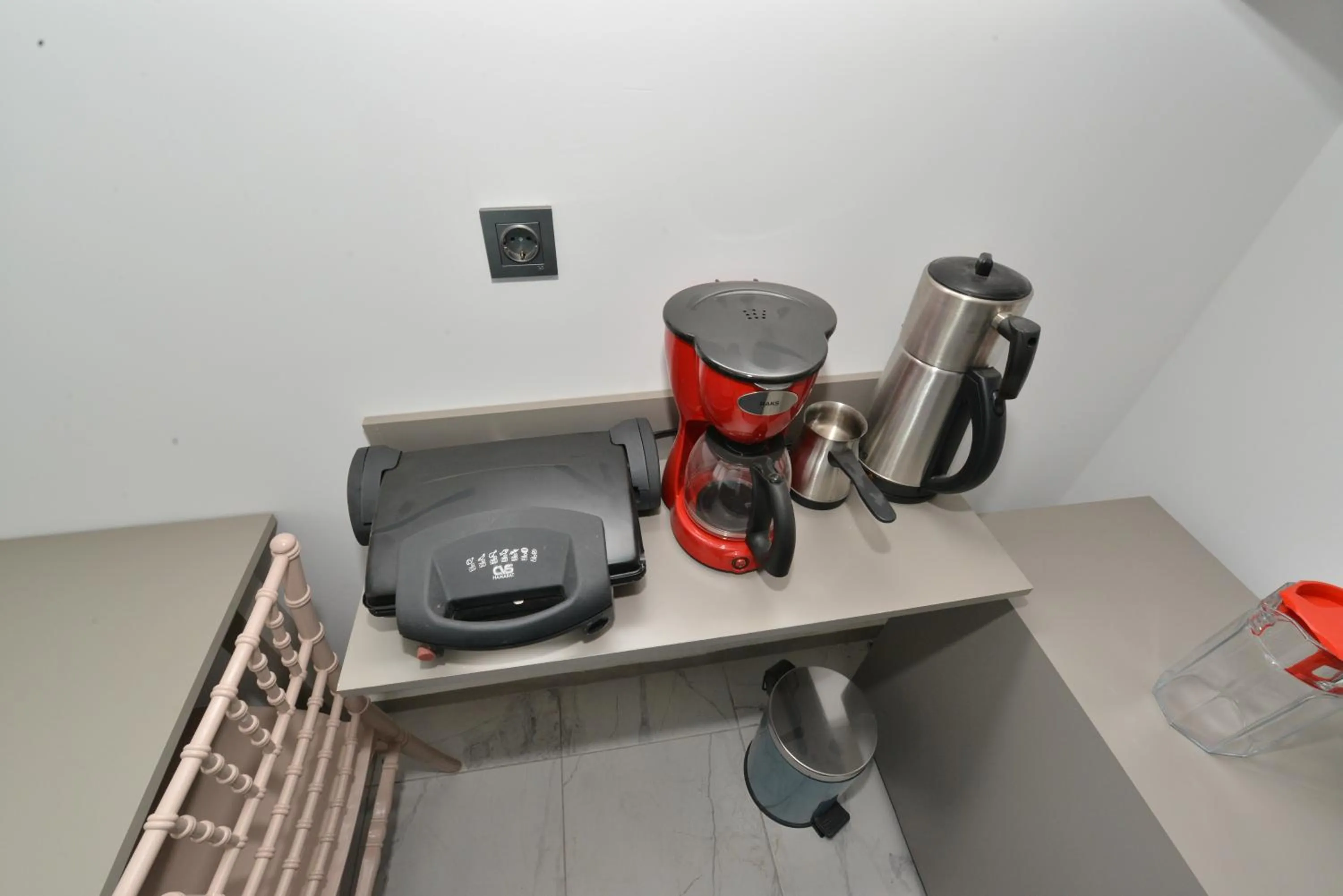 Coffee/tea facilities in Ethica Suite Luxury Houses