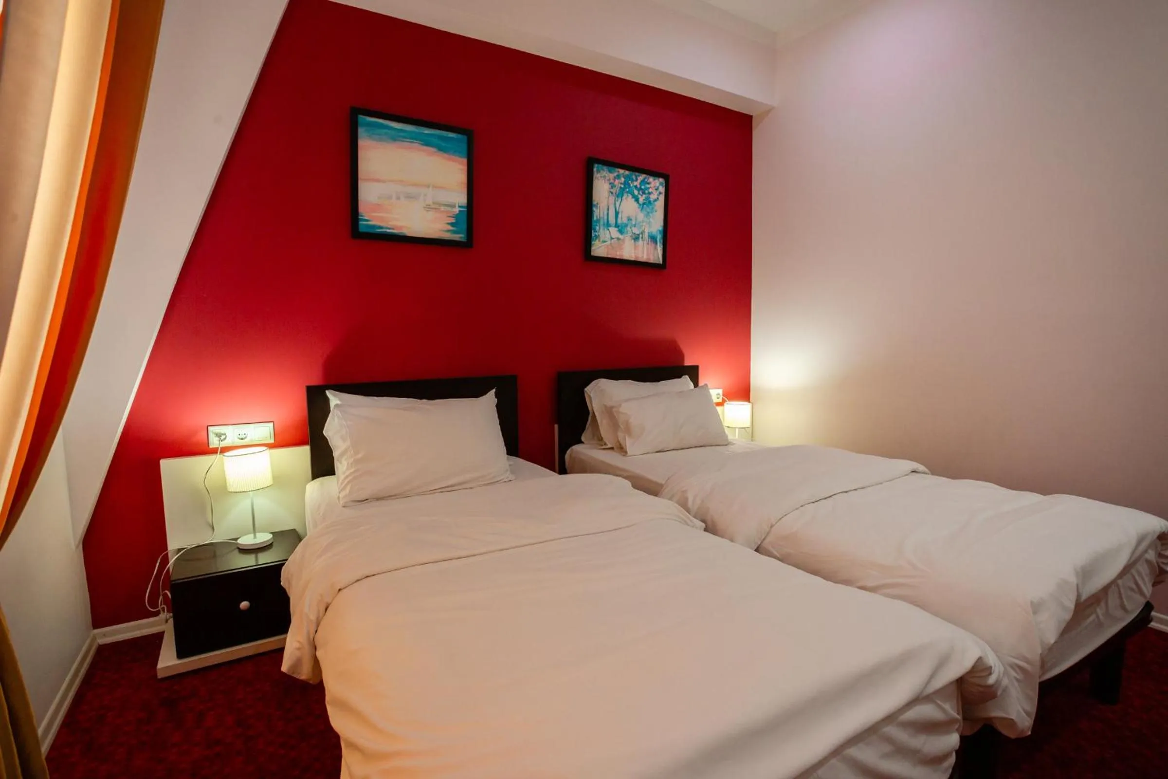 Bed in Piazza Four Colours