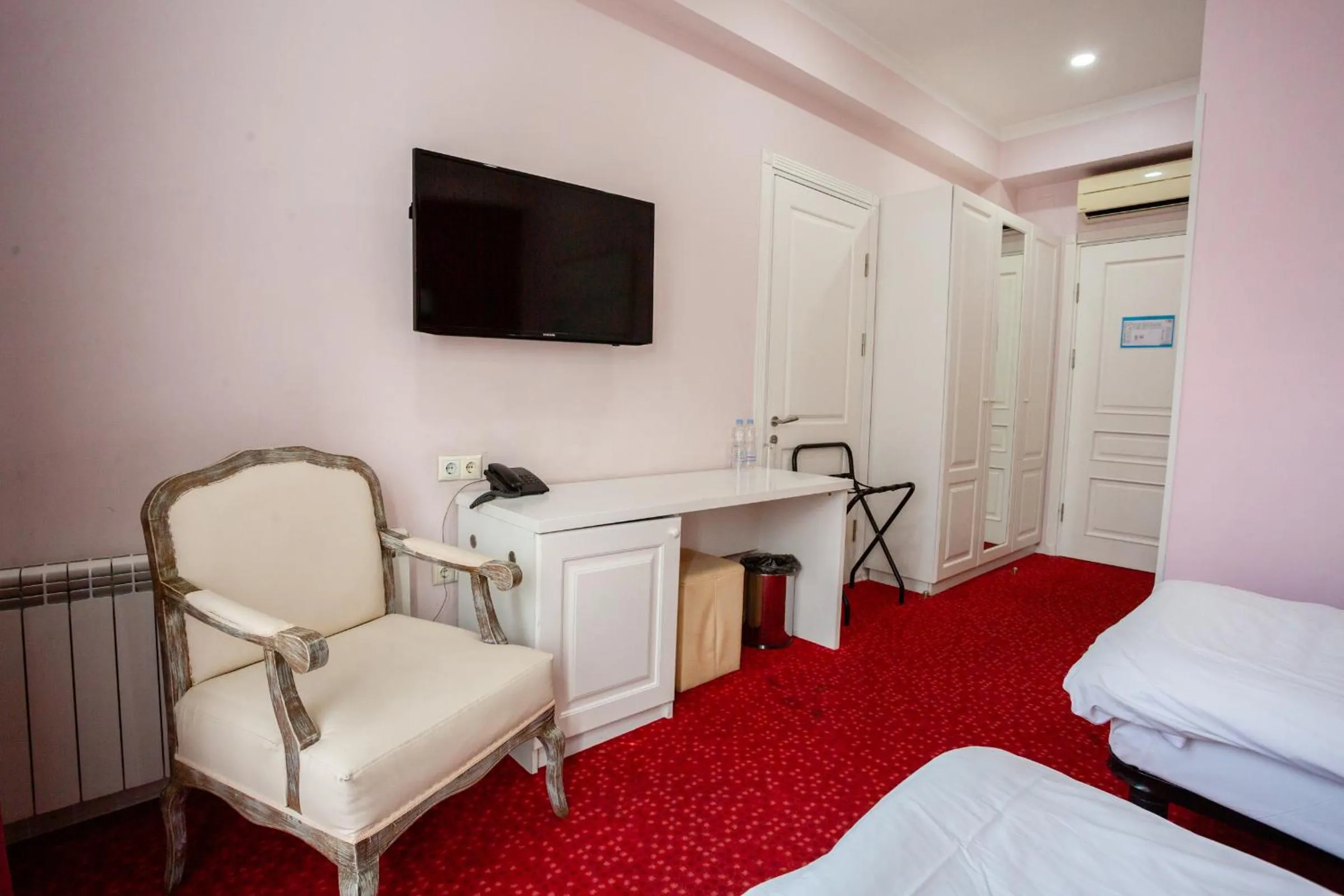 hair dresser, Bed in Piazza Four Colours