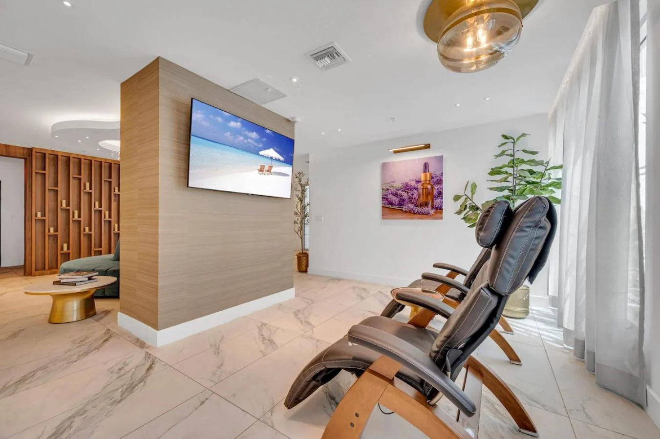 Spa and wellness centre/facilities in Beautiful Property with King Bed & Free Parking