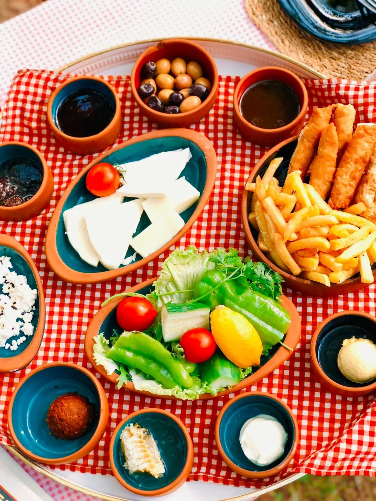 Phalesia Glamping Otel