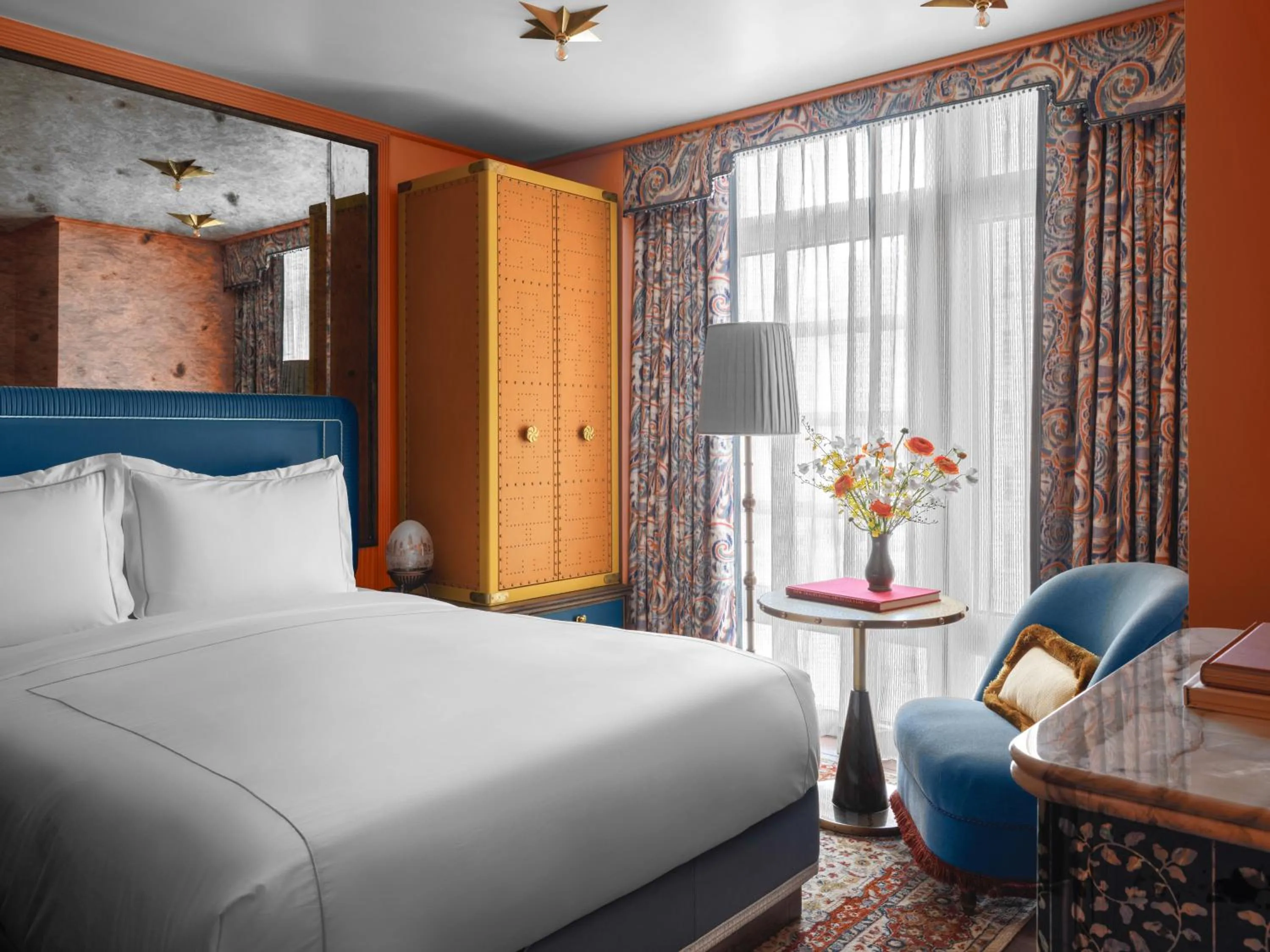 Bed in The Fifth Avenue Hotel