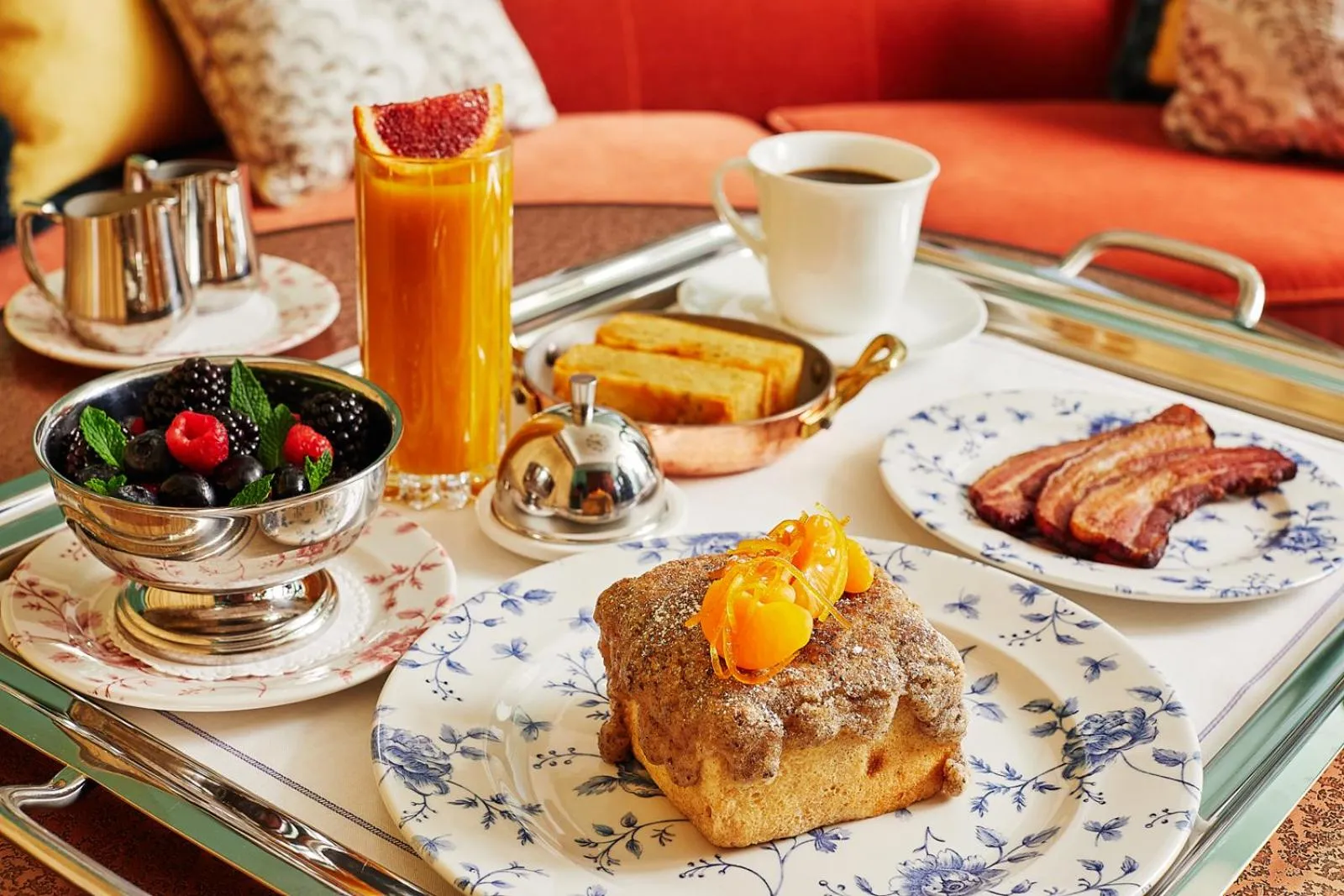 Breakfast in The Fifth Avenue Hotel