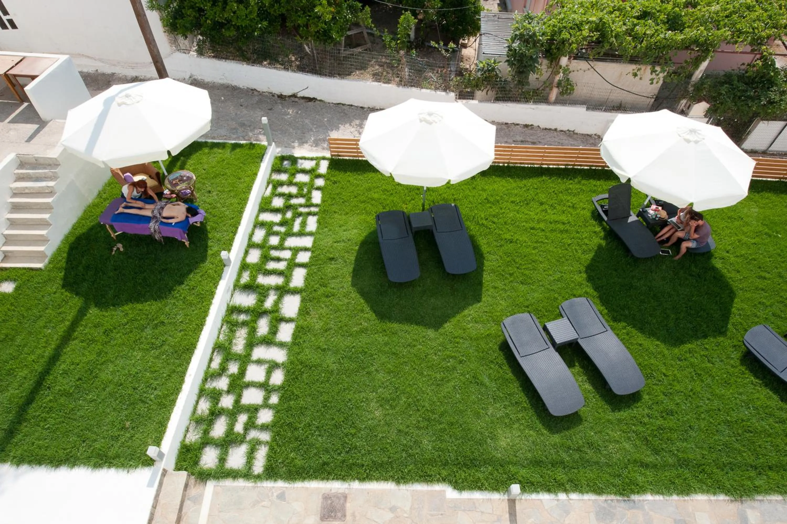 Patio in Aestas Apartments